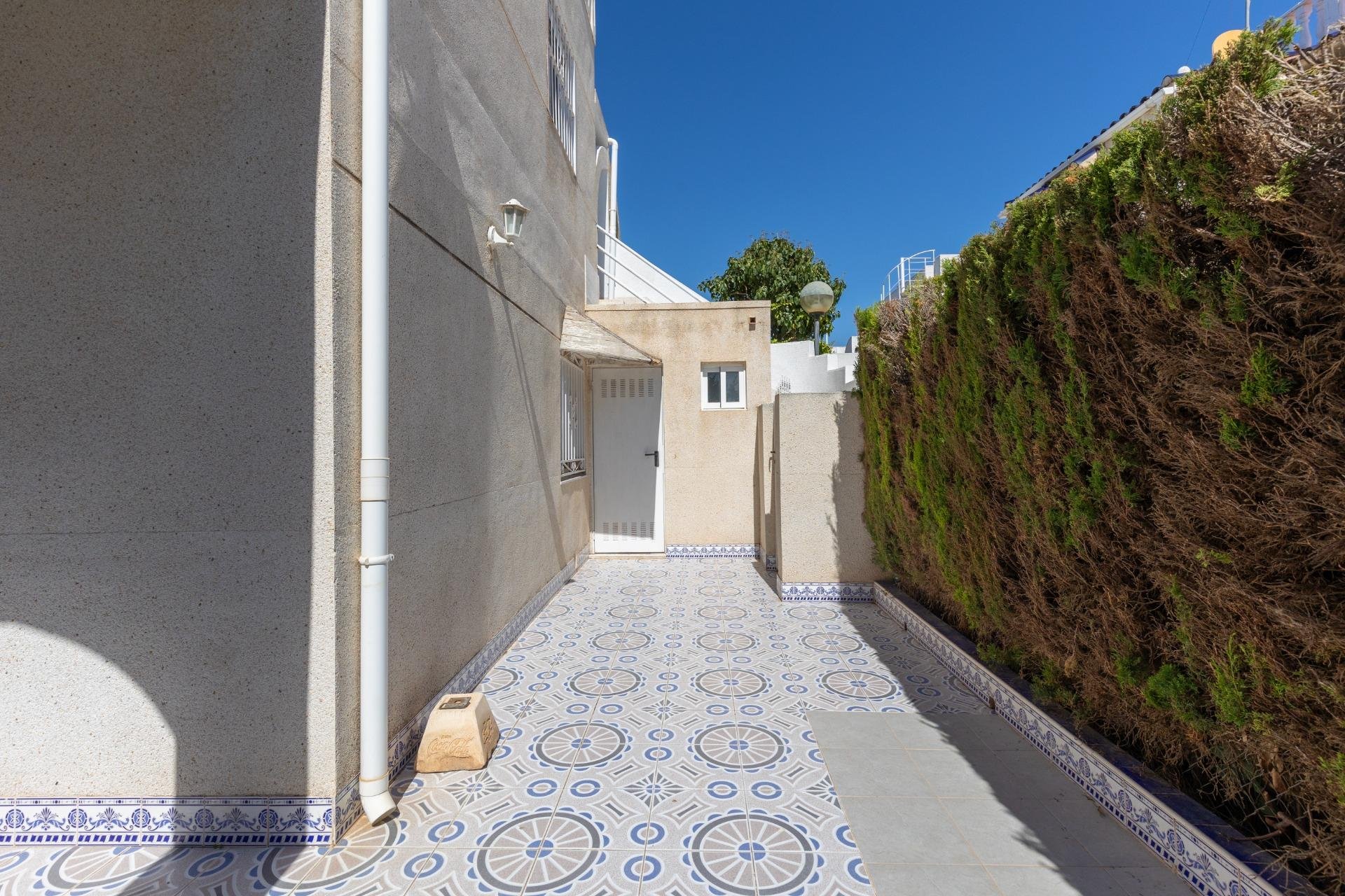 Reventa - Bungalow - Torrevieja - Doña ines