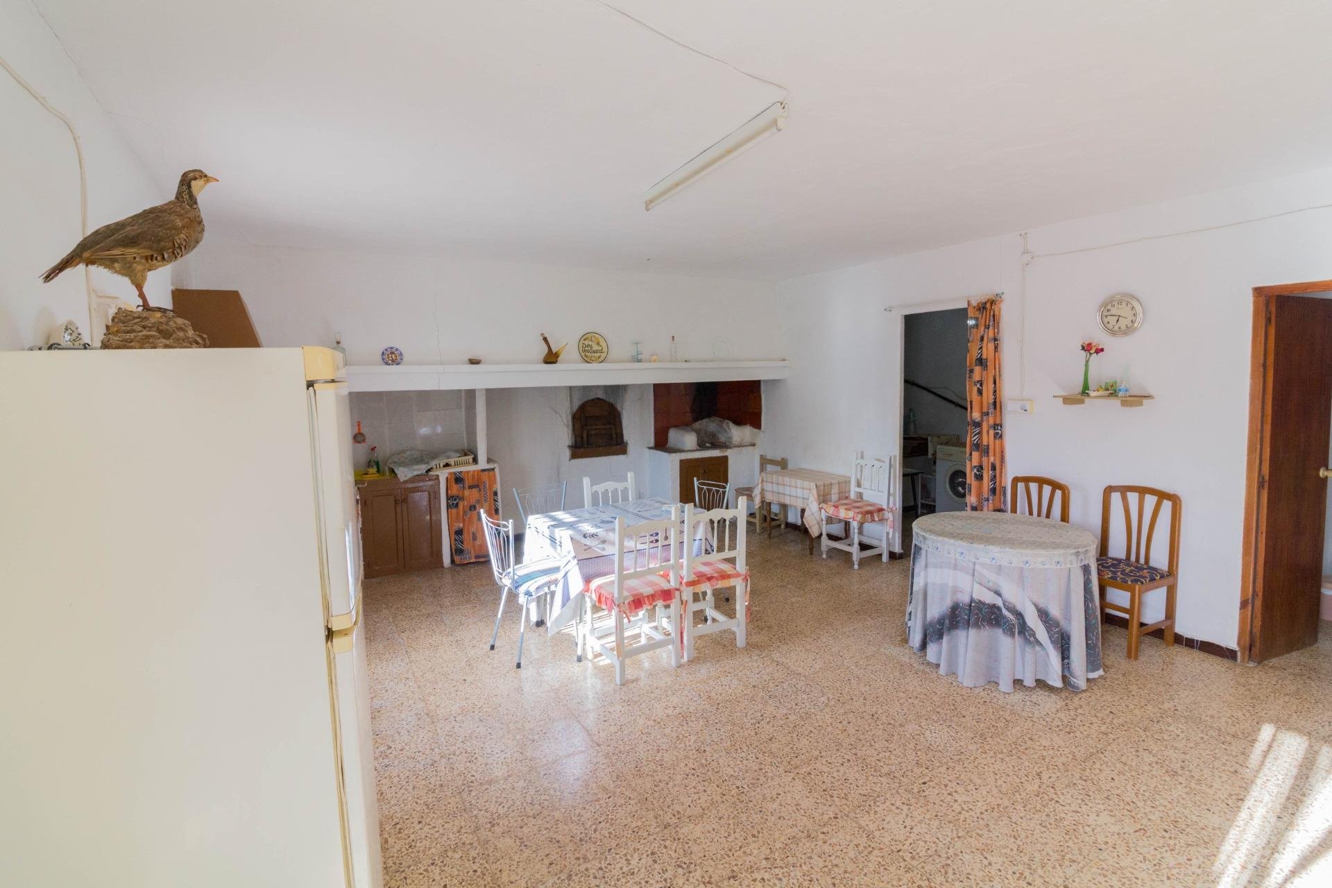 Reventa - Casa con terreno - Orihuela - Desamparados-Hurchillo-Torremendo