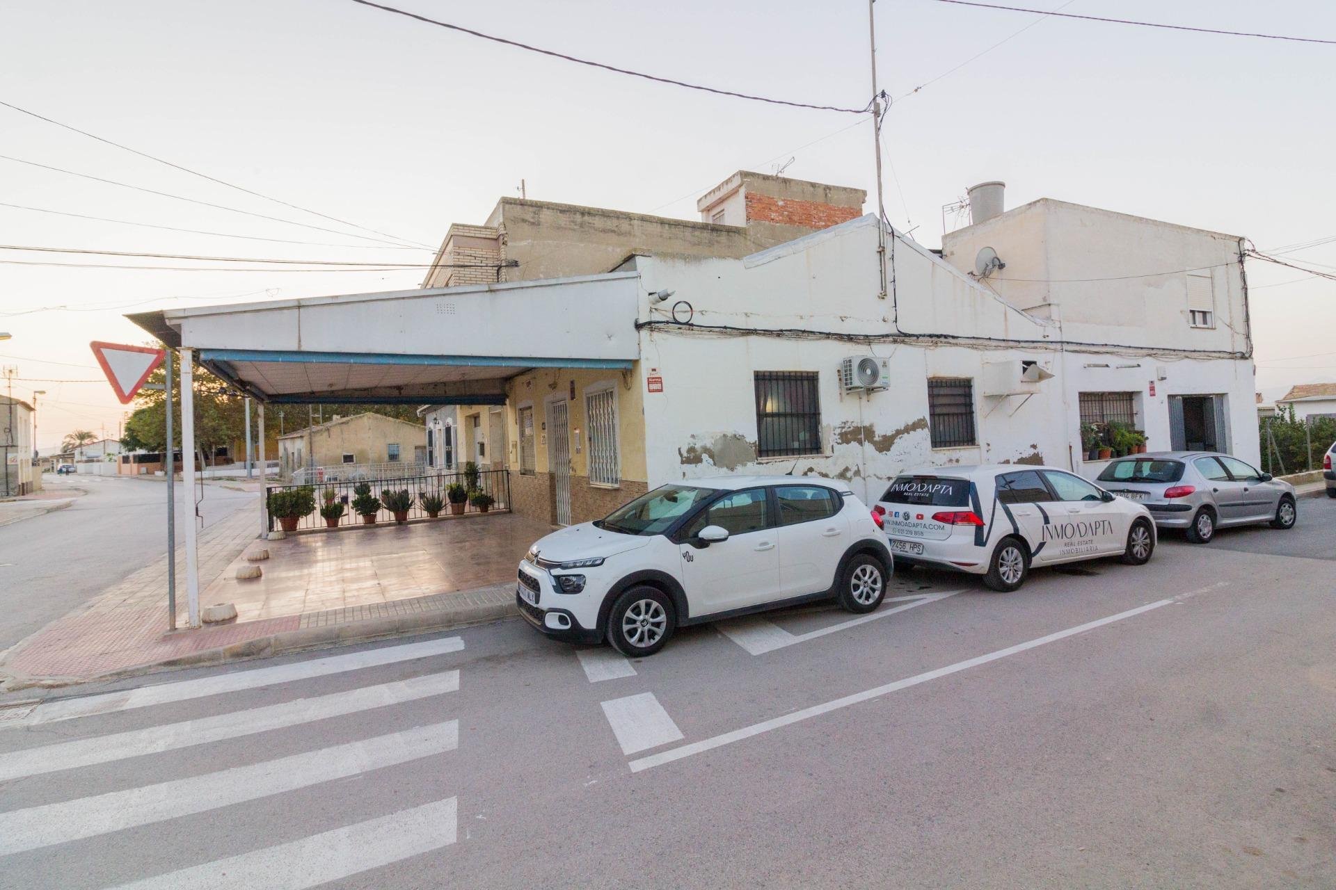 Reventa - Casa - Orihuela - Molins-Campaneta-San Bartolomé