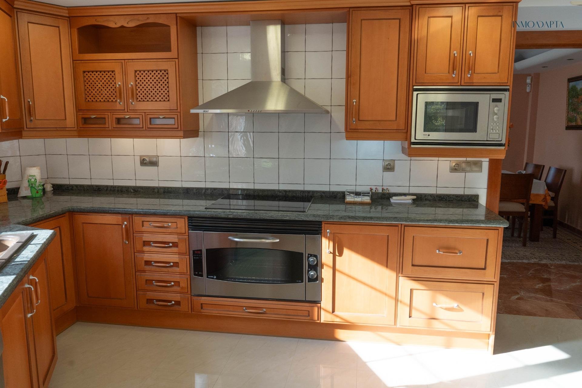 Reventa - Casa - Redován