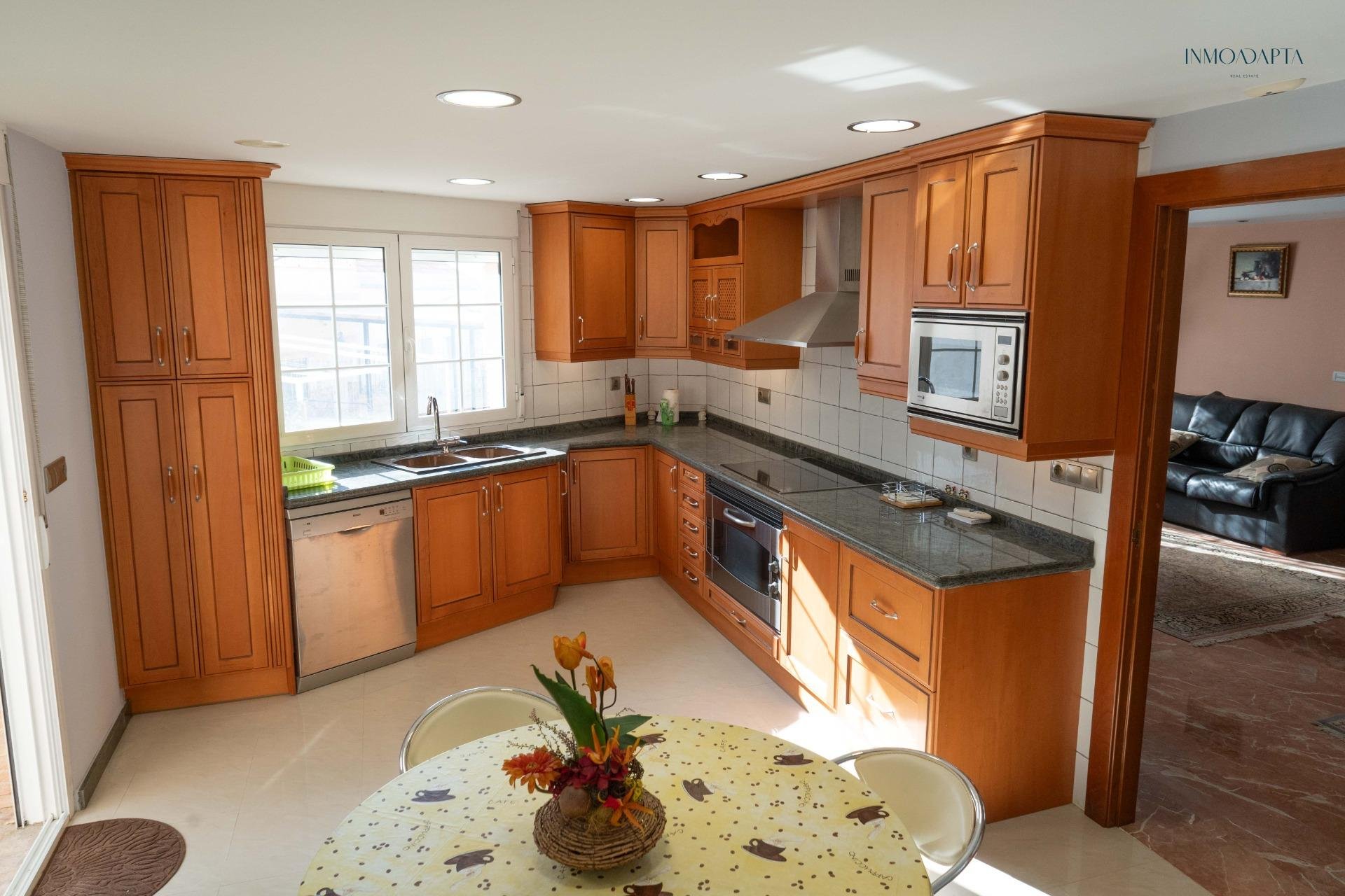 Reventa - Casa - Redován