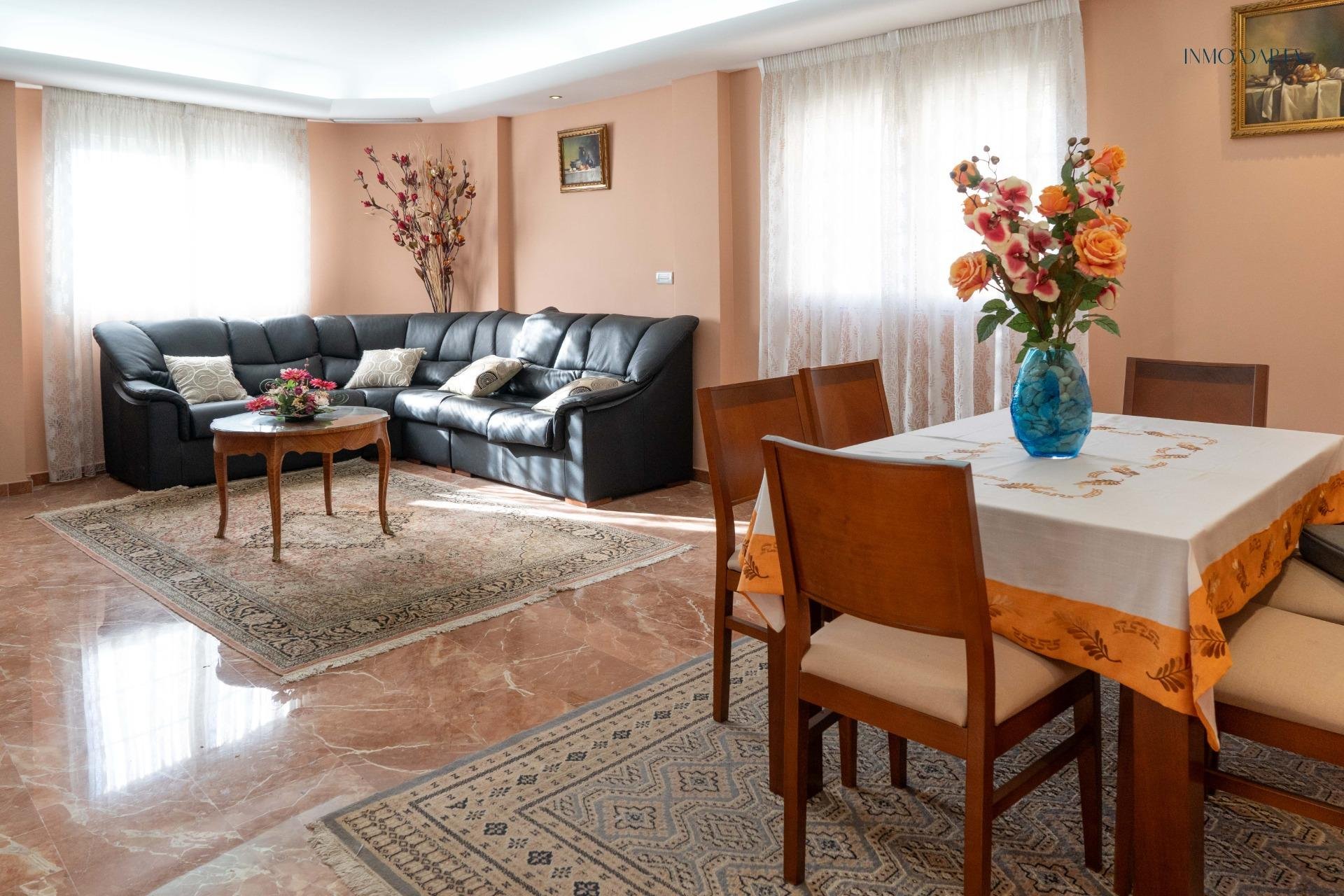 Reventa - Casa - Redován