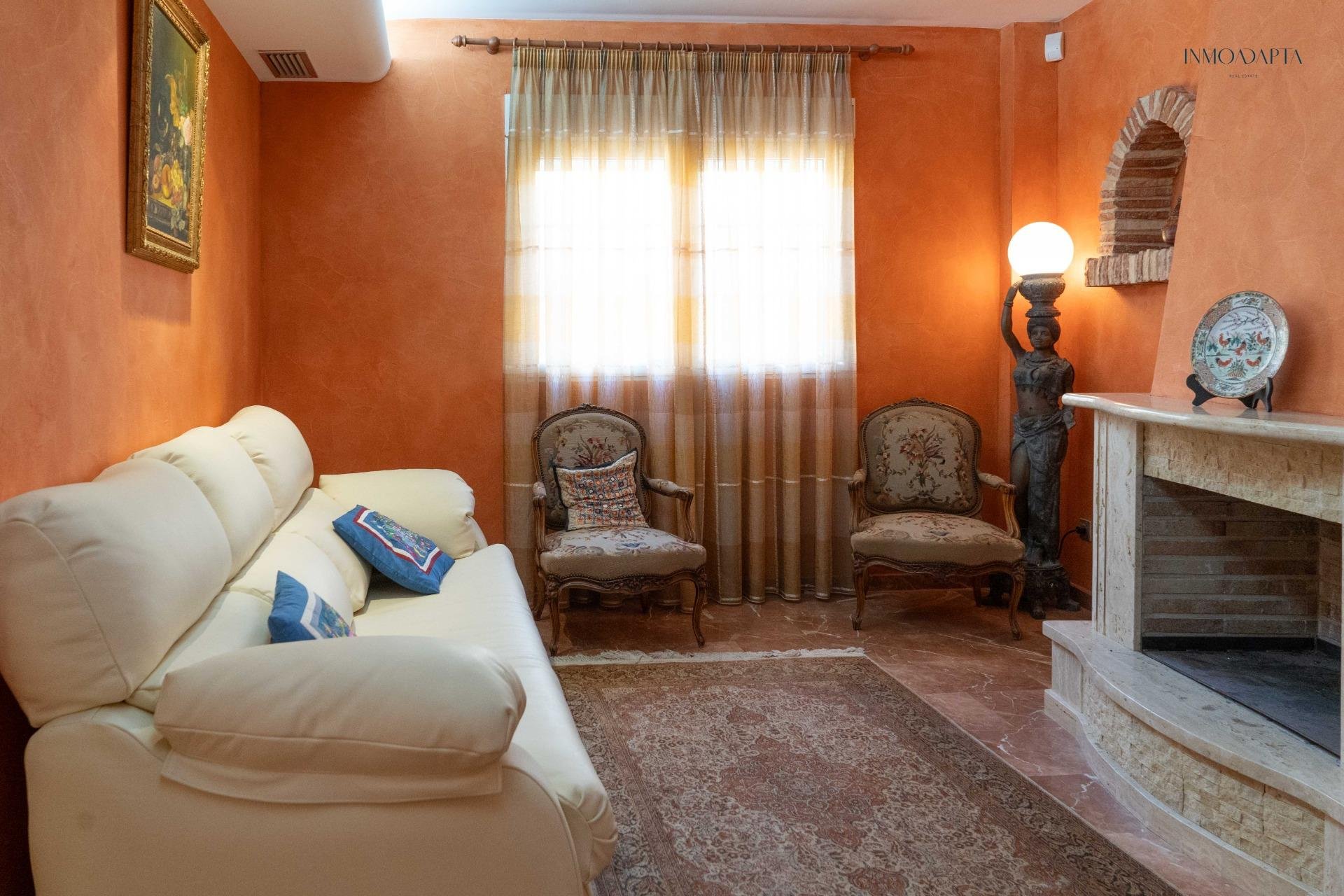 Reventa - Casa - Redován