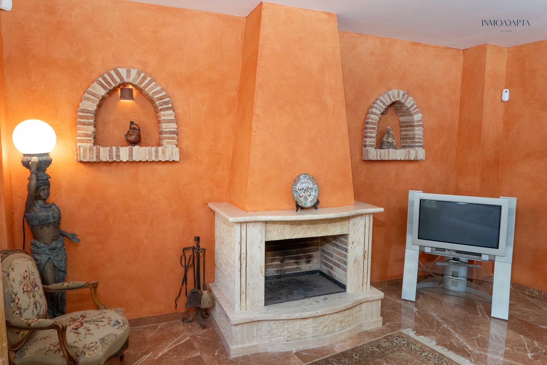 Reventa - Casa - Redován