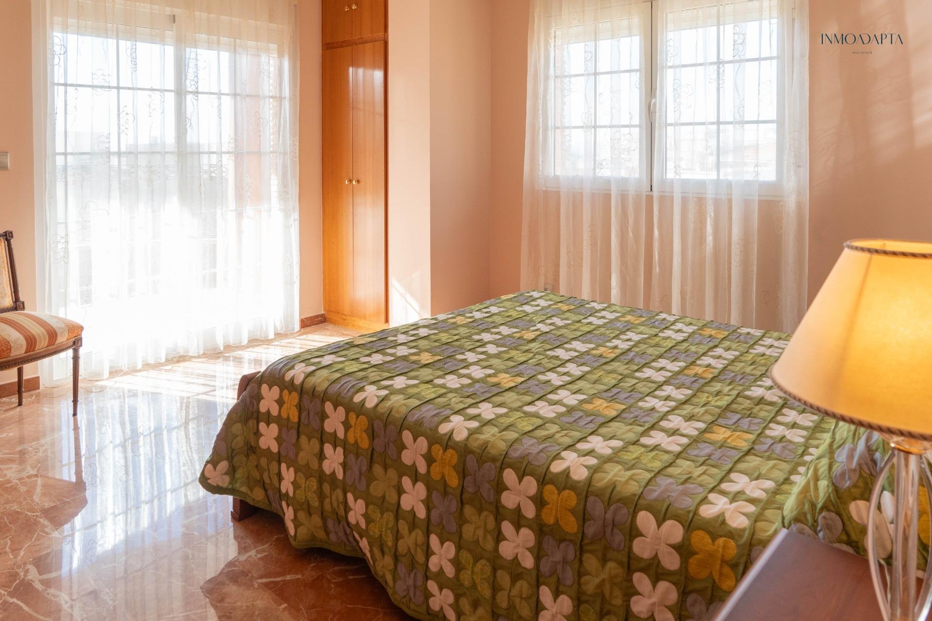 Reventa - Casa - Redován