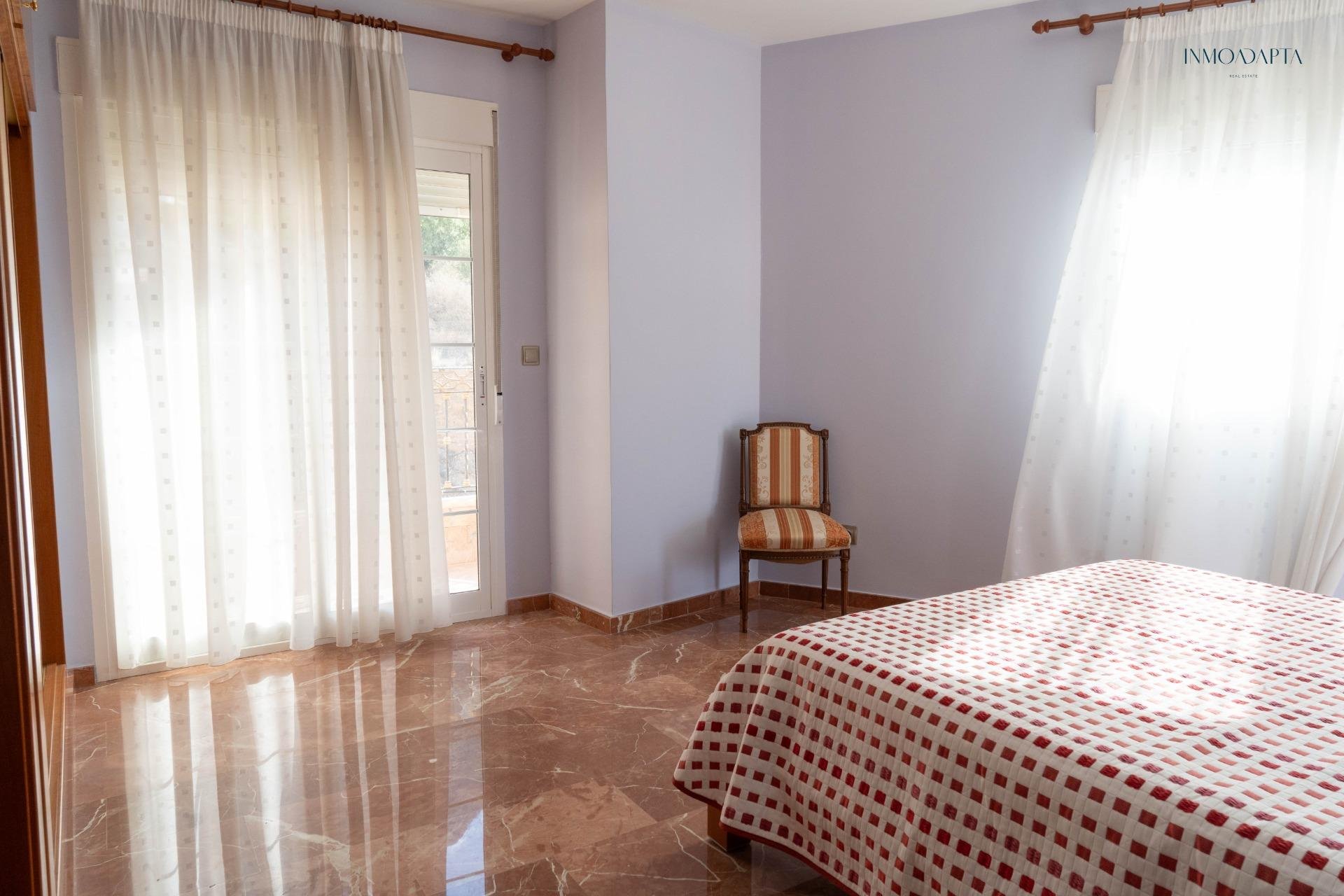 Reventa - Casa - Redován