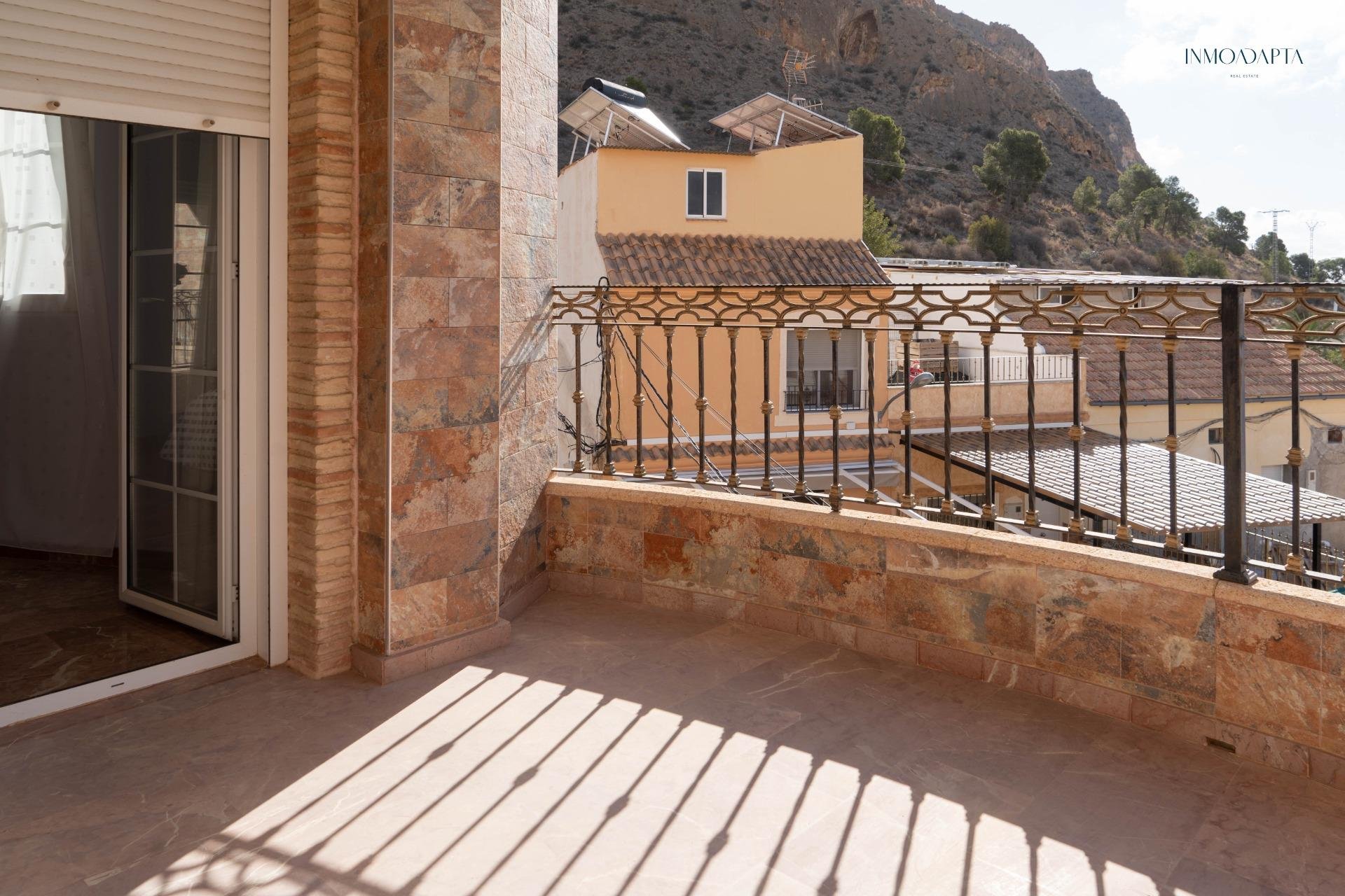 Reventa - Casa - Redován