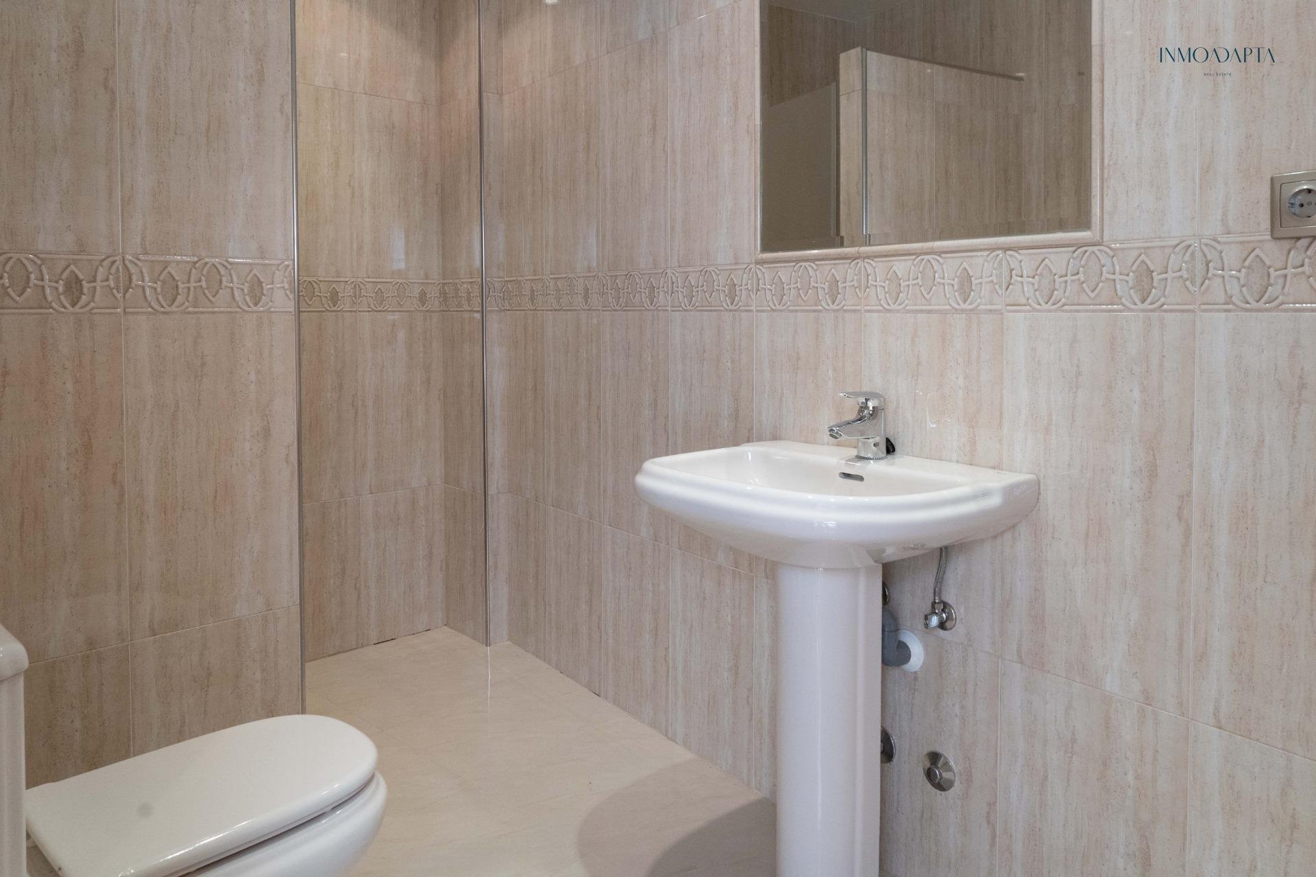 Reventa - Casa - Redován