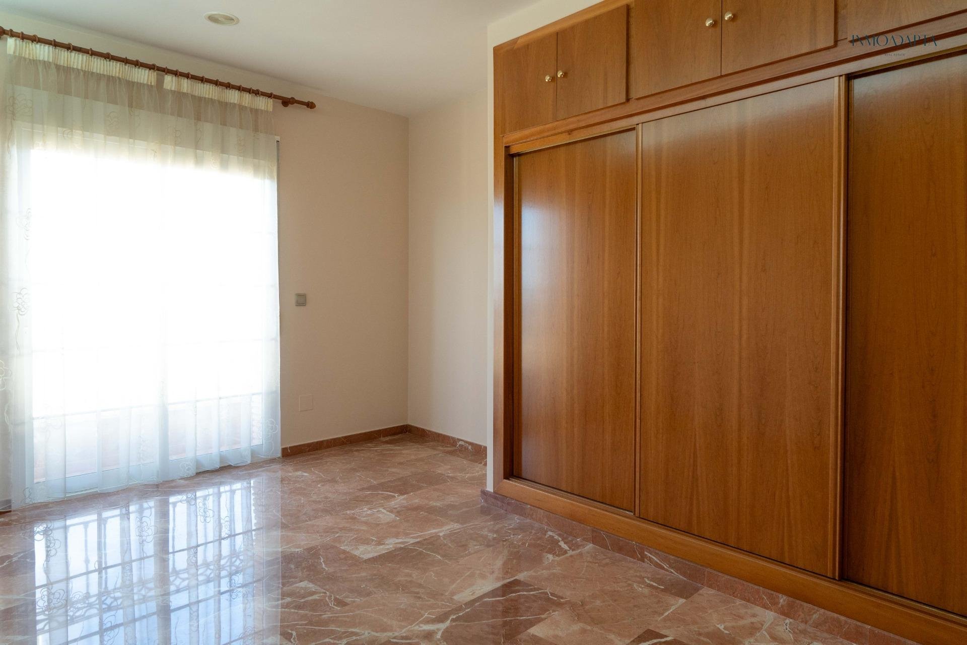 Reventa - Casa - Redován