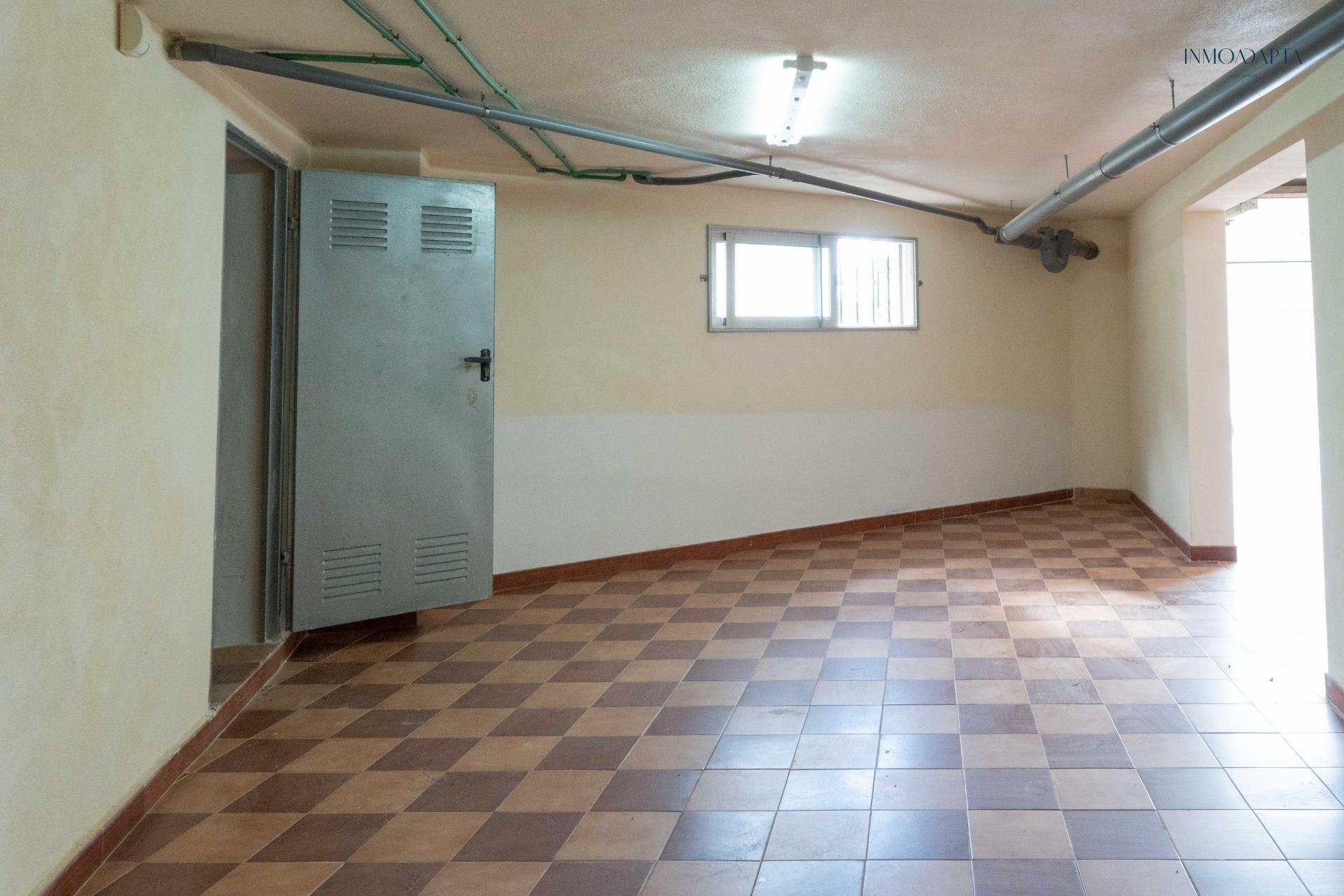 Reventa - Casa - Redován