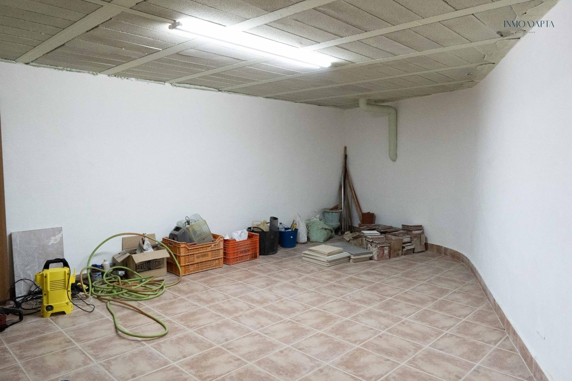 Reventa - Casa - Redován