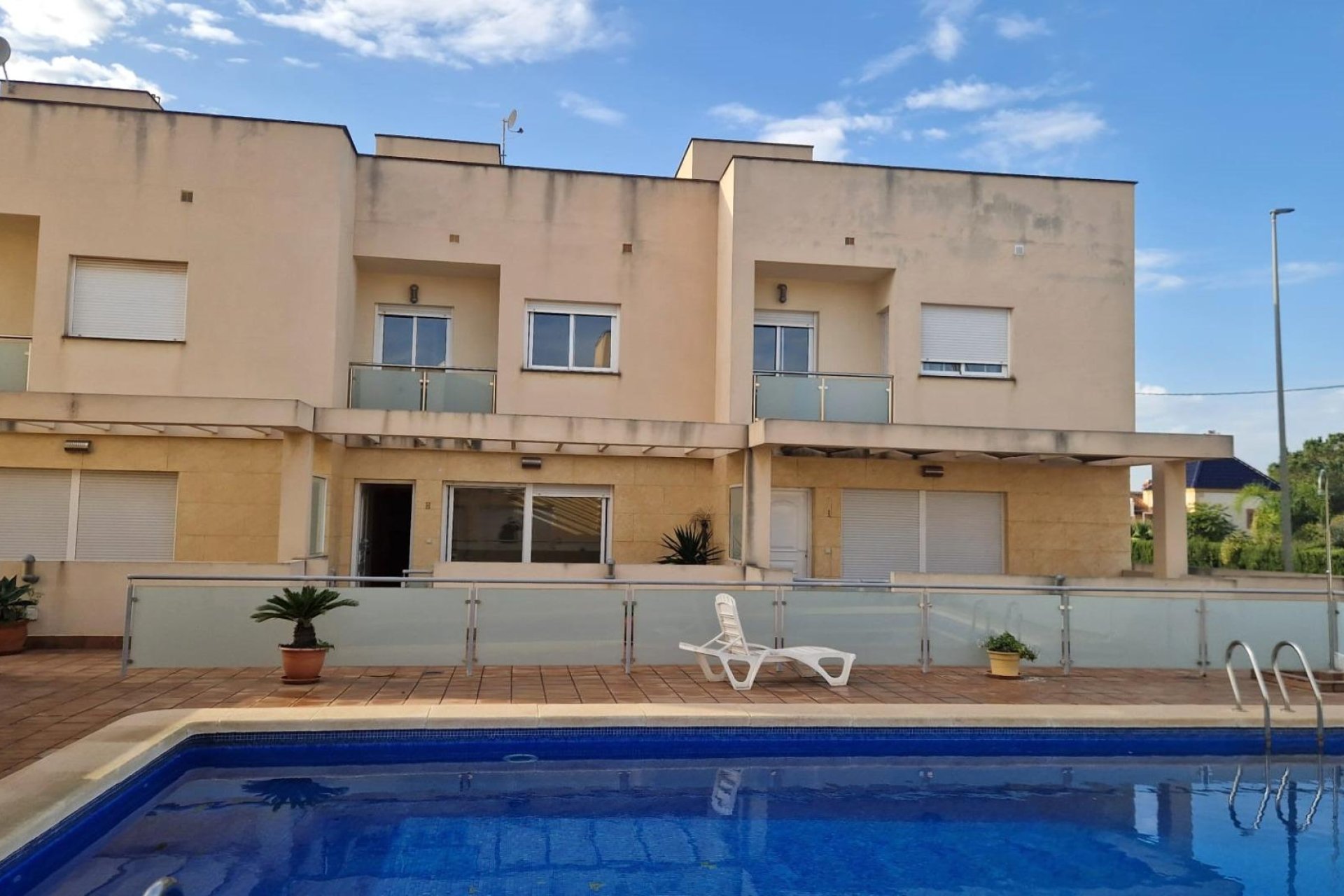 Reventa - Casa Tipo Dúplex - Los Montesinos - La herrada