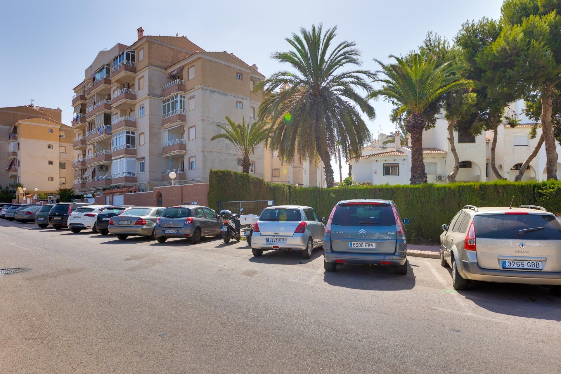 Reventa - Casa Tipo Dúplex - Torrevieja - Calas blanca