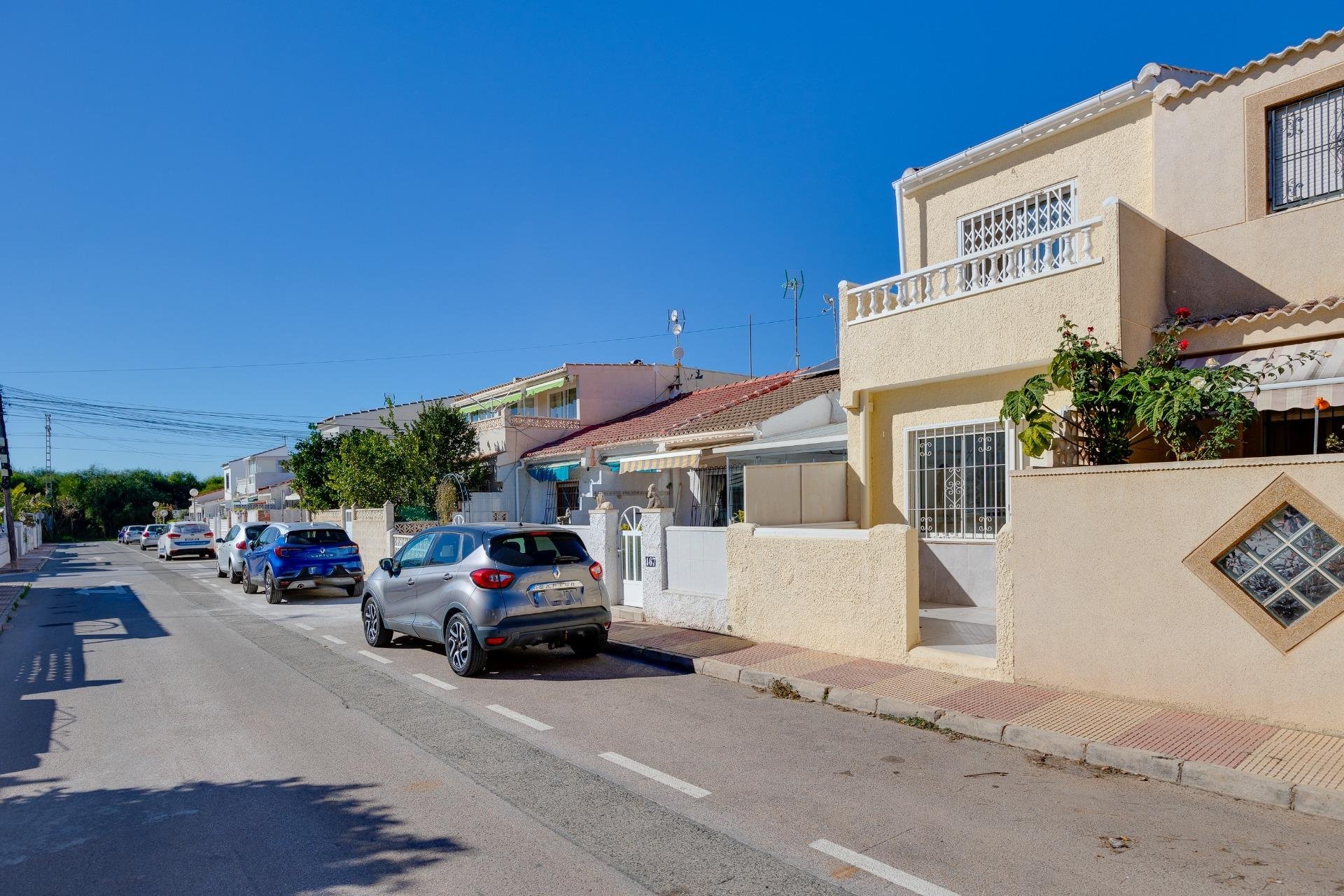 Reventa - Casa Tipo Dúplex - Torrevieja - El limonar