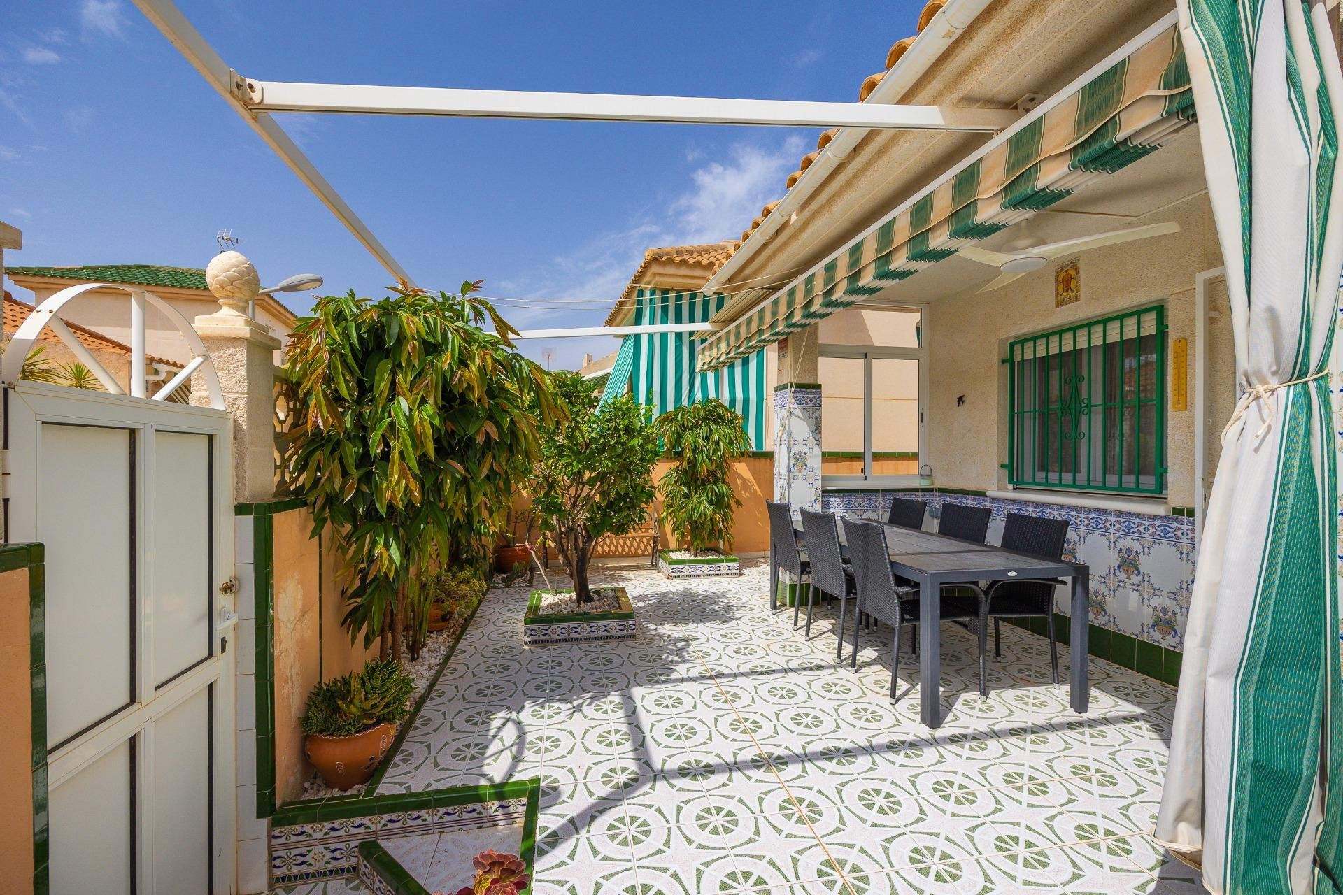 Reventa - Casa Tipo Dúplex - Torrevieja - Los altos