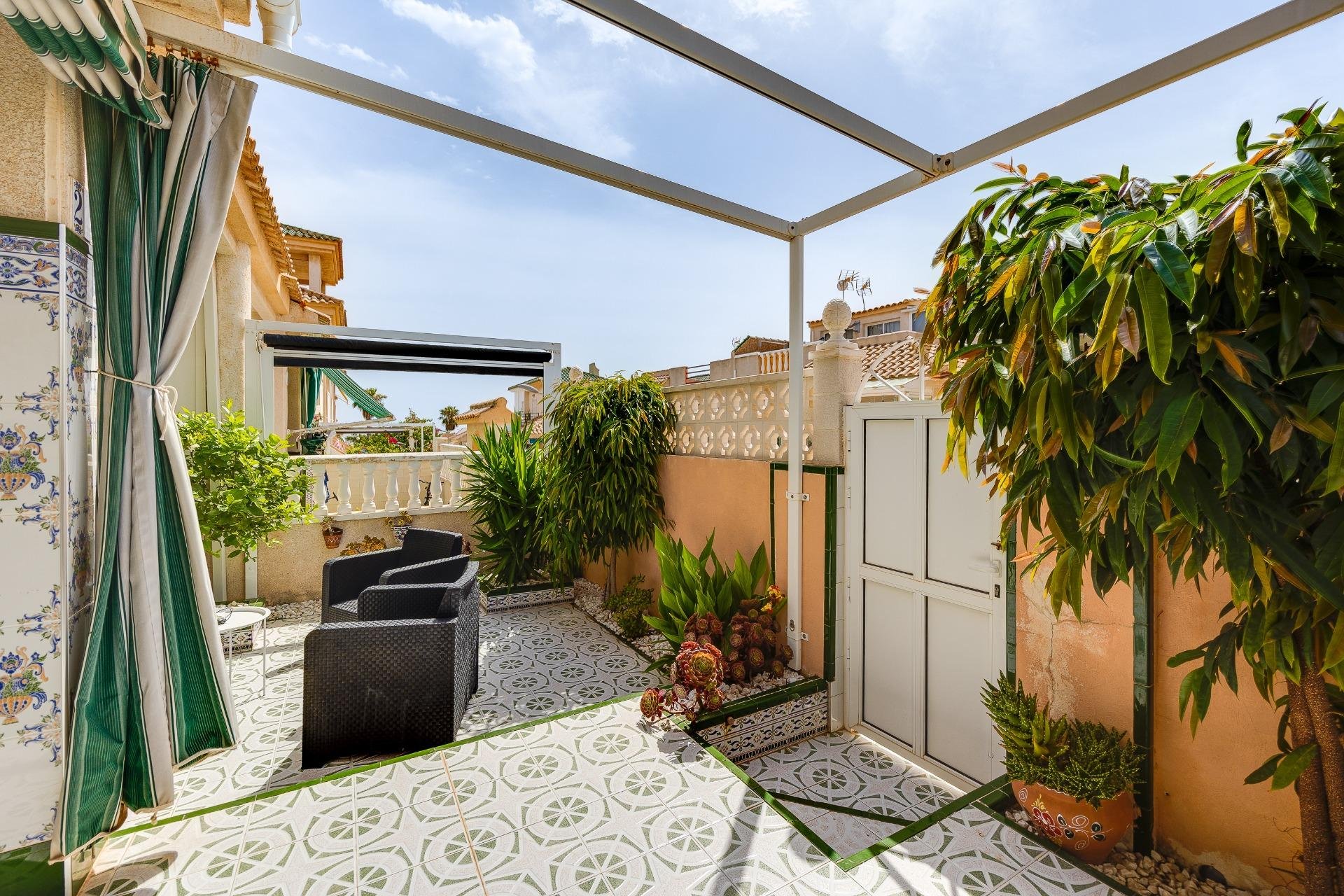 Reventa - Casa Tipo Dúplex - Torrevieja - Los altos