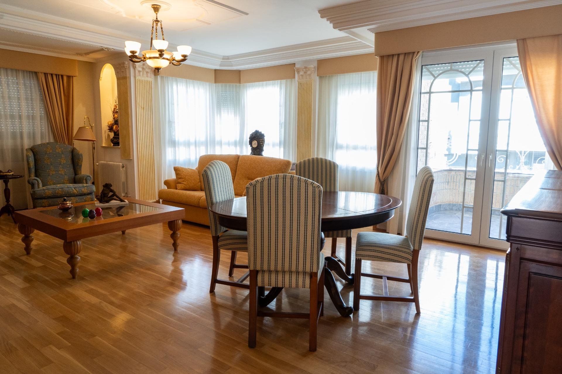 Reventa - Chalet - Cox