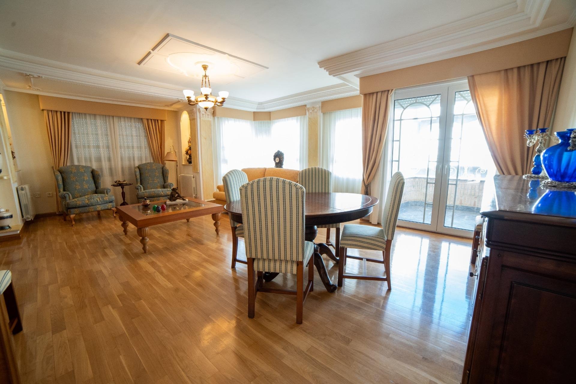 Reventa - Chalet - Cox