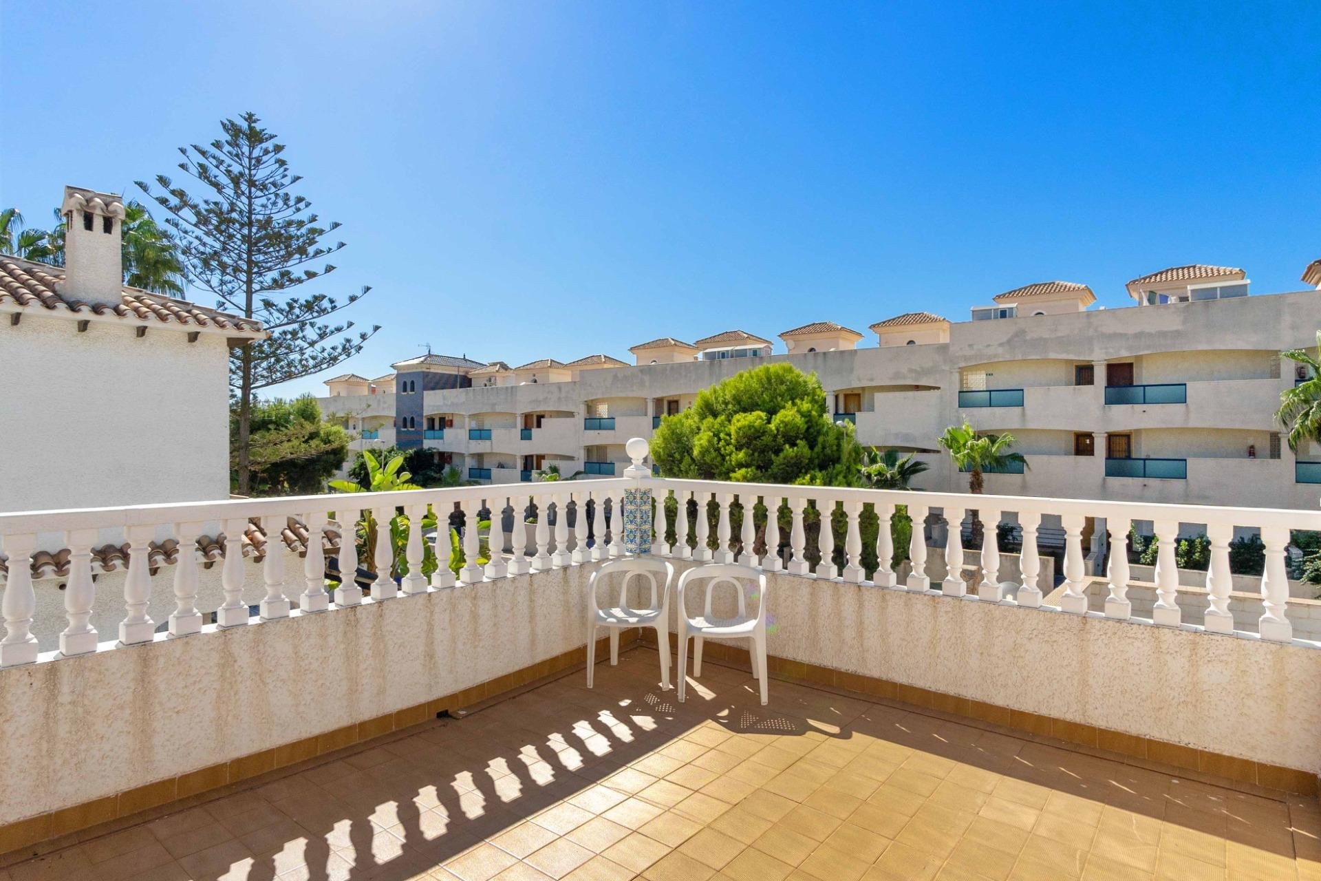 Reventa - Chalet - Orihuela Costa - La Zenia