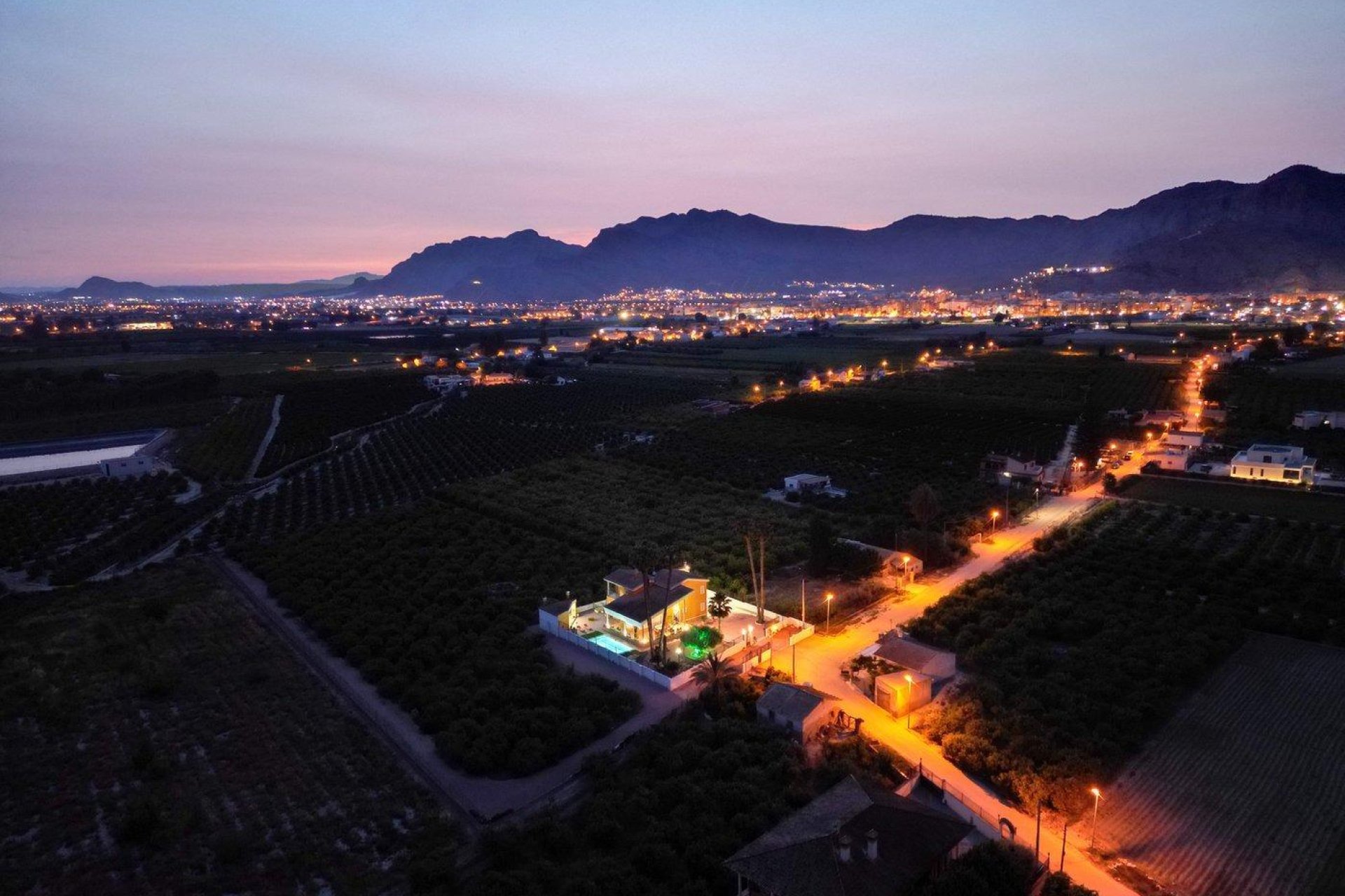 Reventa - Chalet - Orihuela - Orihuela Ciudad