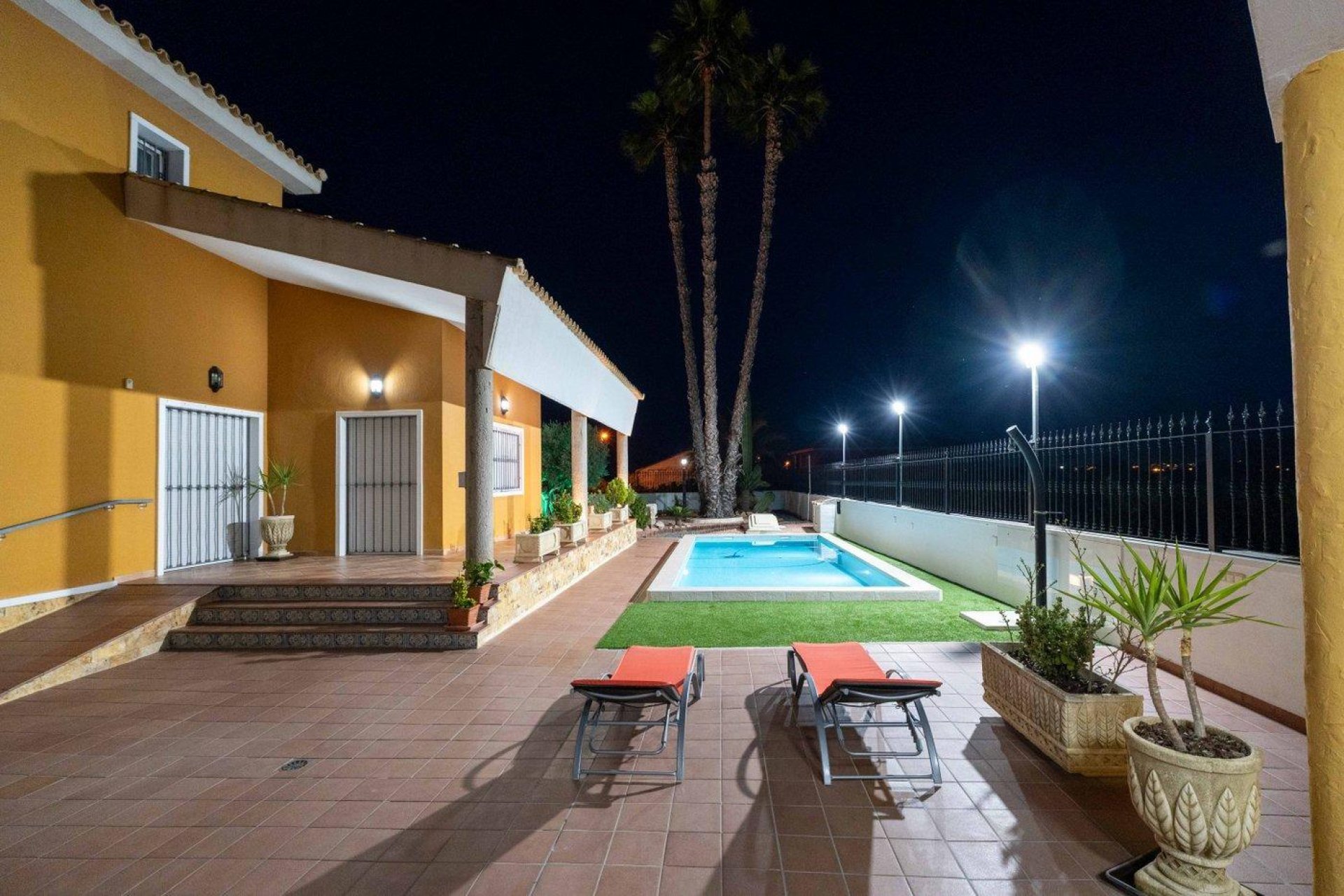 Reventa - Chalet - Orihuela - Orihuela Ciudad