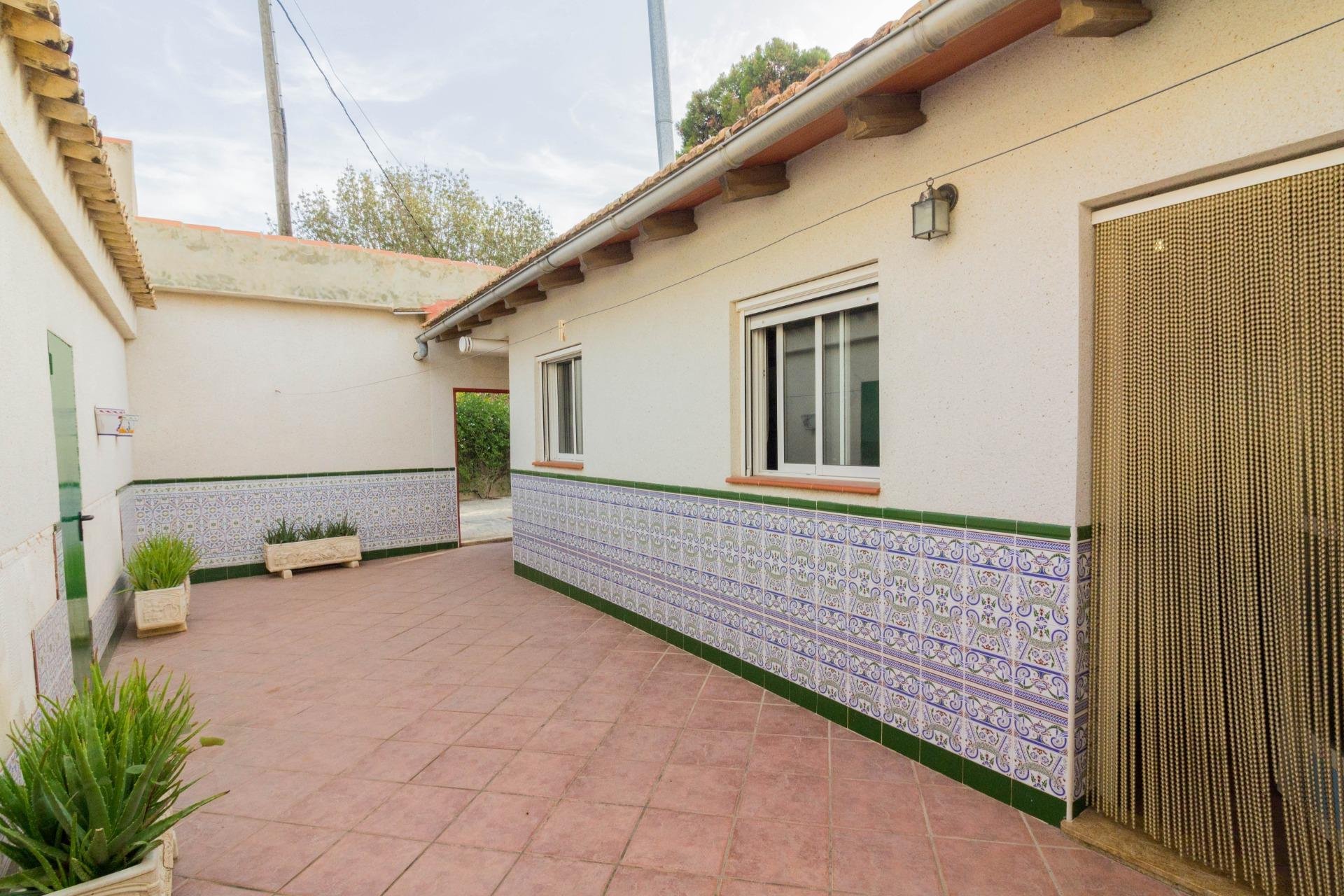 Reventa - Chalet - Redován - BARRIO LOS BENITOS