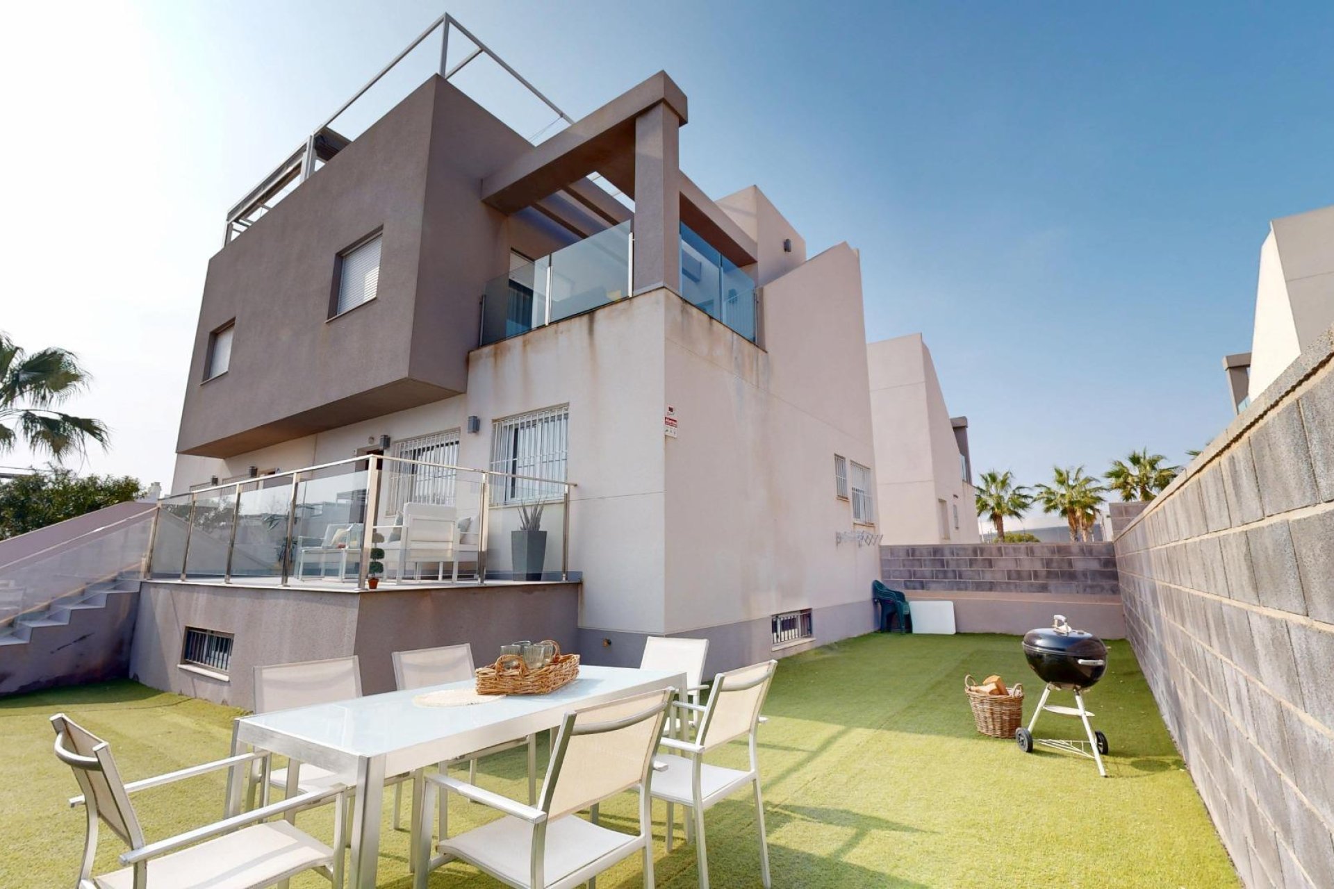 Reventa - Chalet - Torrevieja - Aguas Nuevas