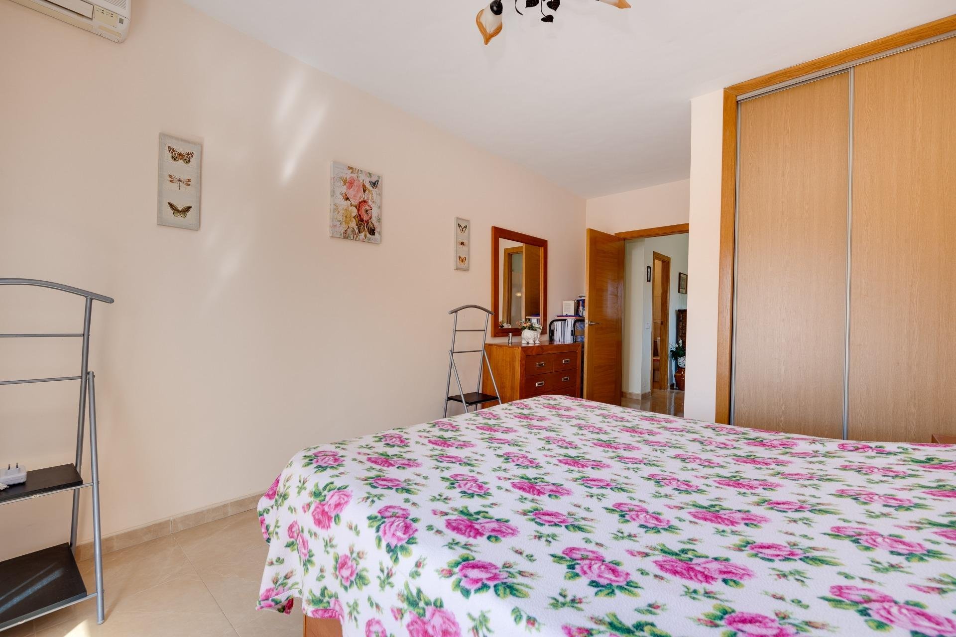 Reventa - Chalet - Torrevieja - Aguas Nuevas
