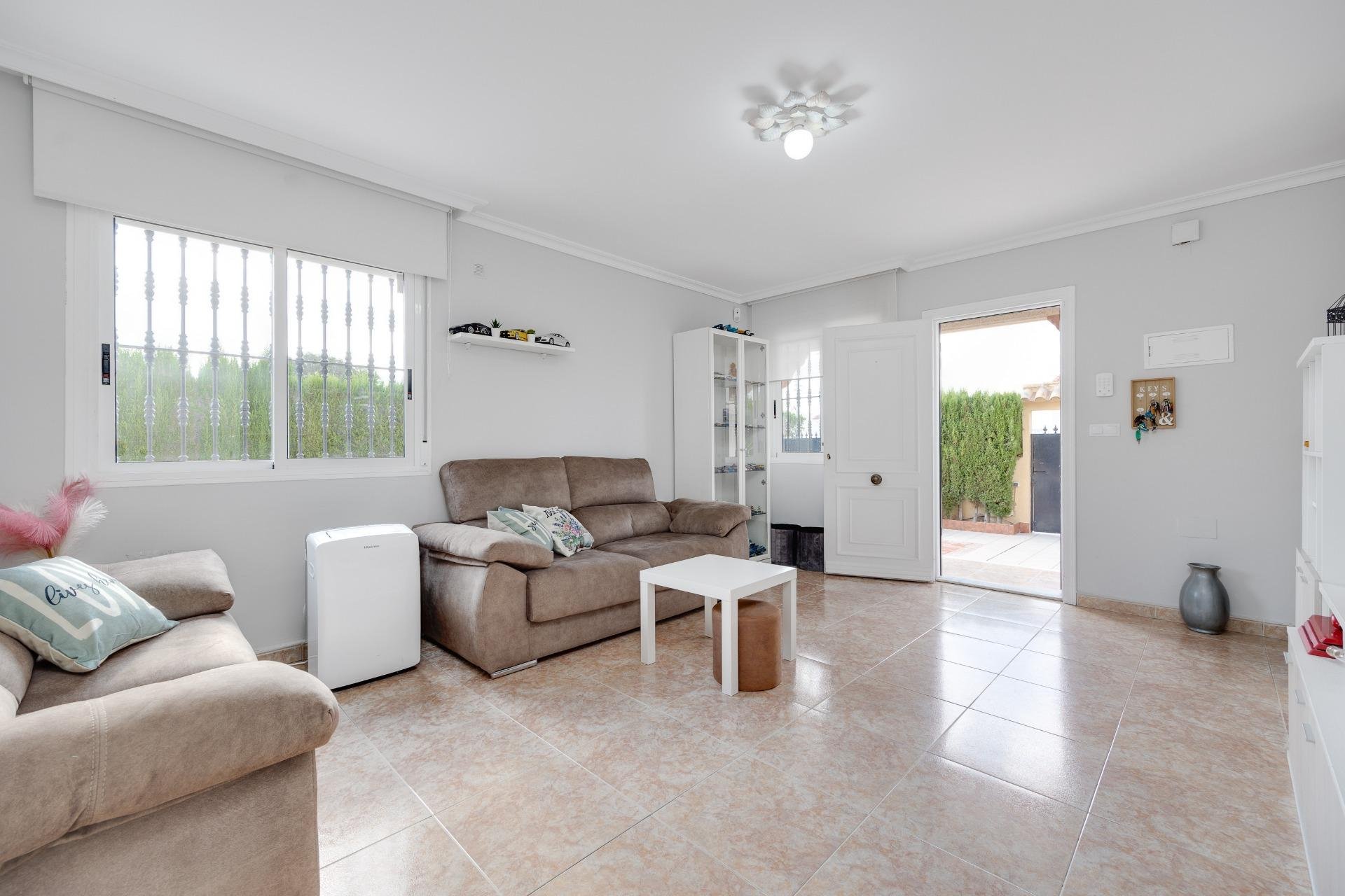 Reventa - Chalet - Torrevieja - San luis