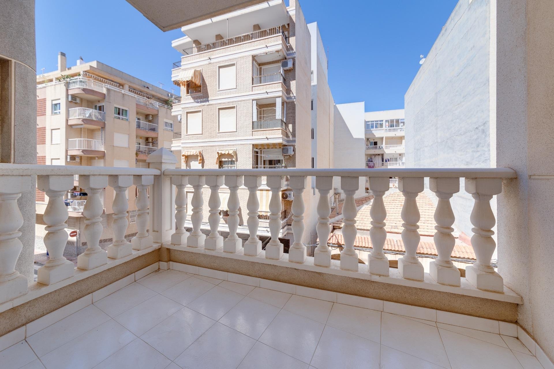 Reventa - Duplex - Torrevieja - Playa de los Locos