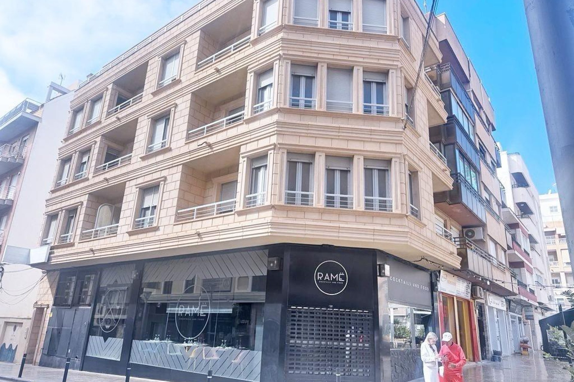 Reventa - Edificio - Torrevieja - Centro