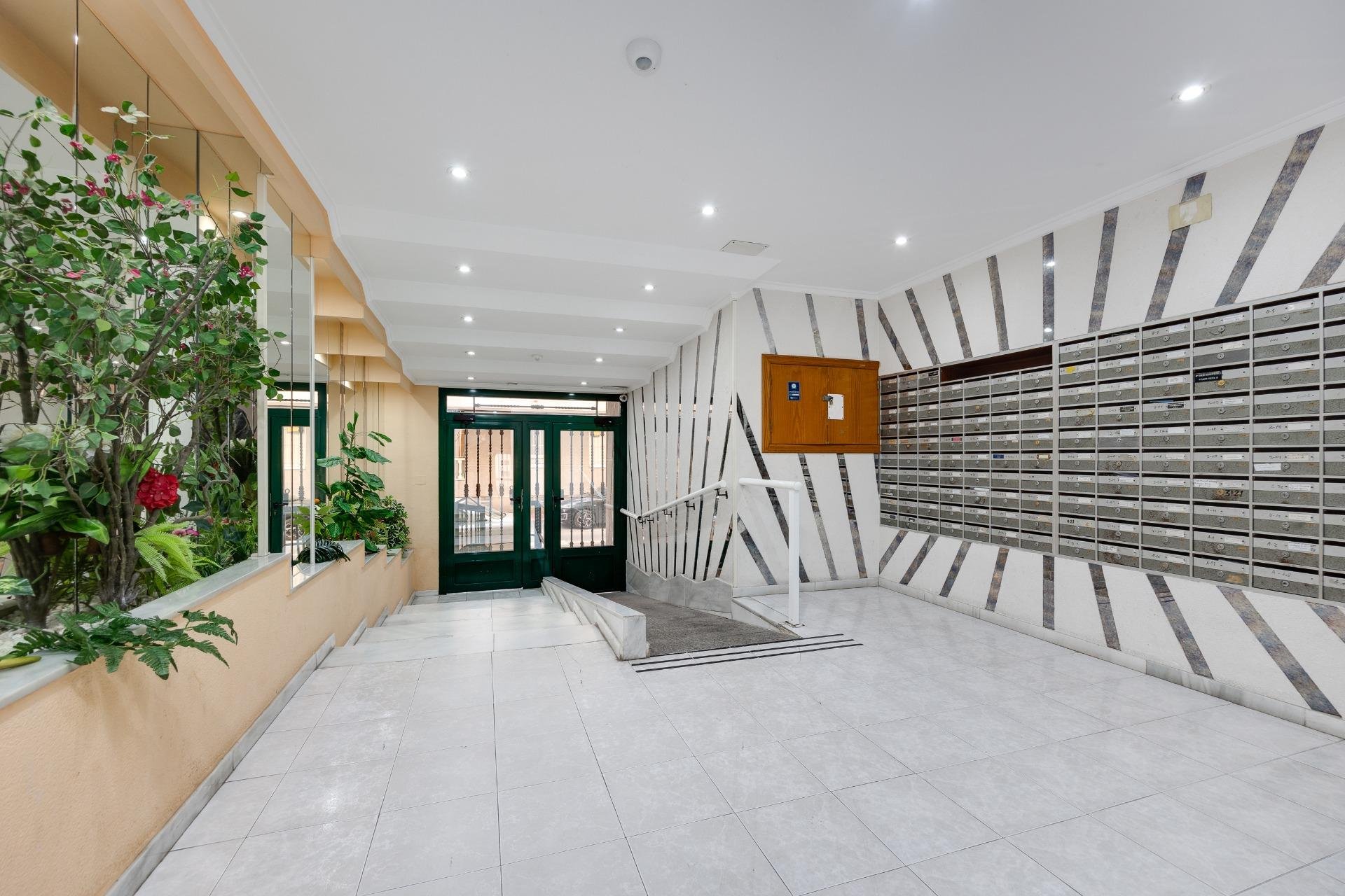 Reventa - Estudio - Torrevieja - Acequion