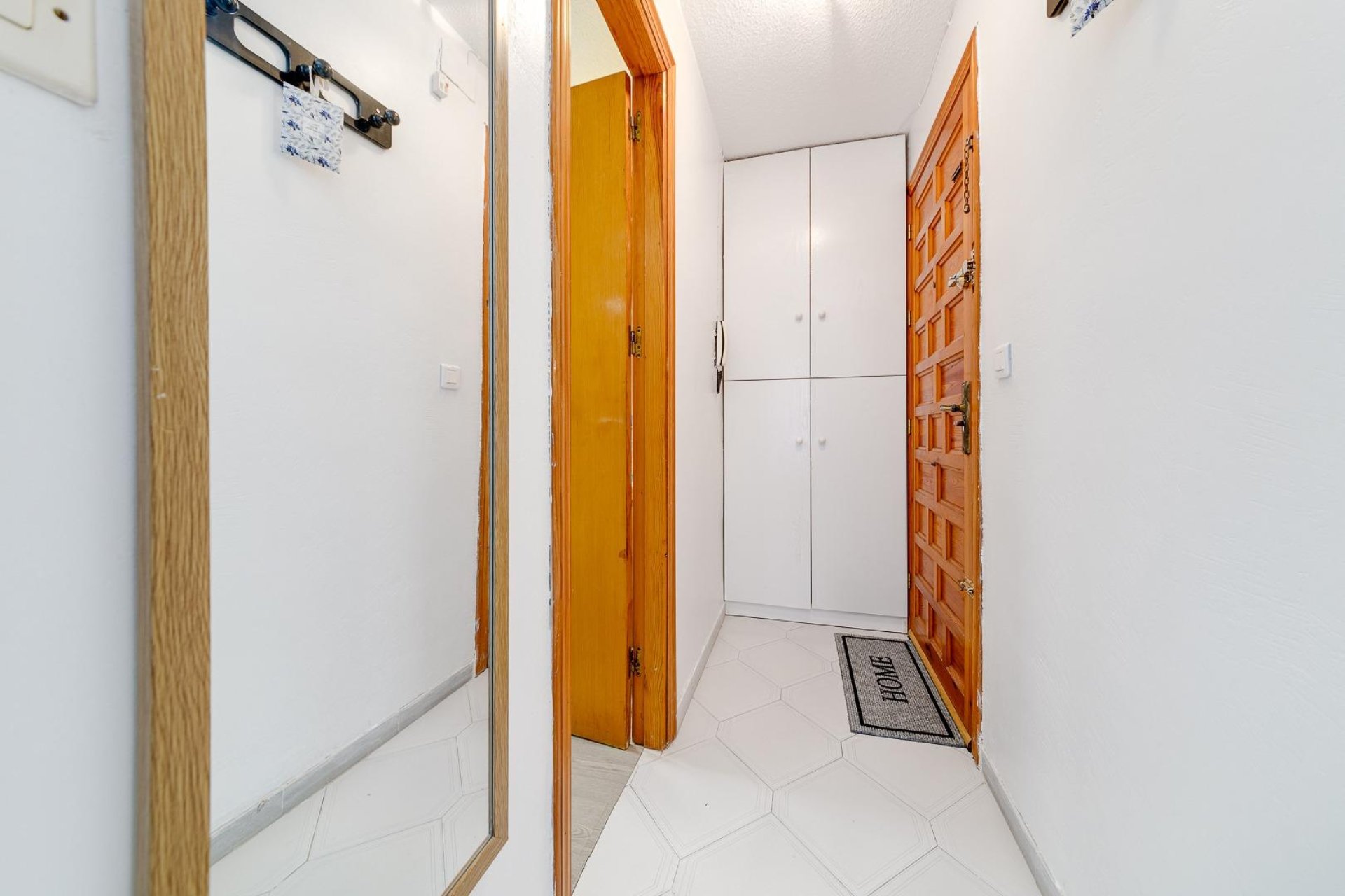 Reventa - Estudio - Torrevieja - Centro