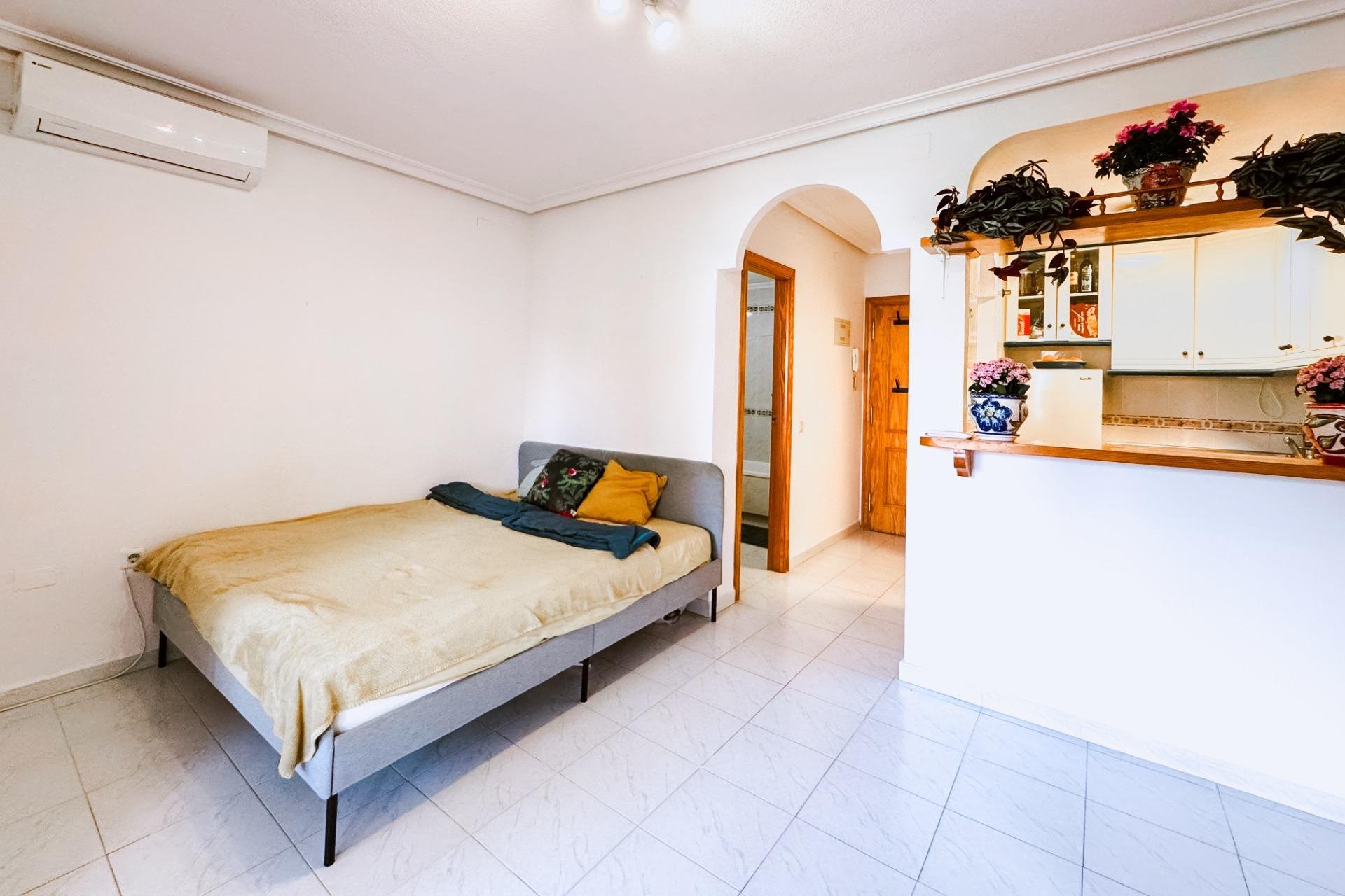 Reventa - Estudio - Torrevieja - La Mata