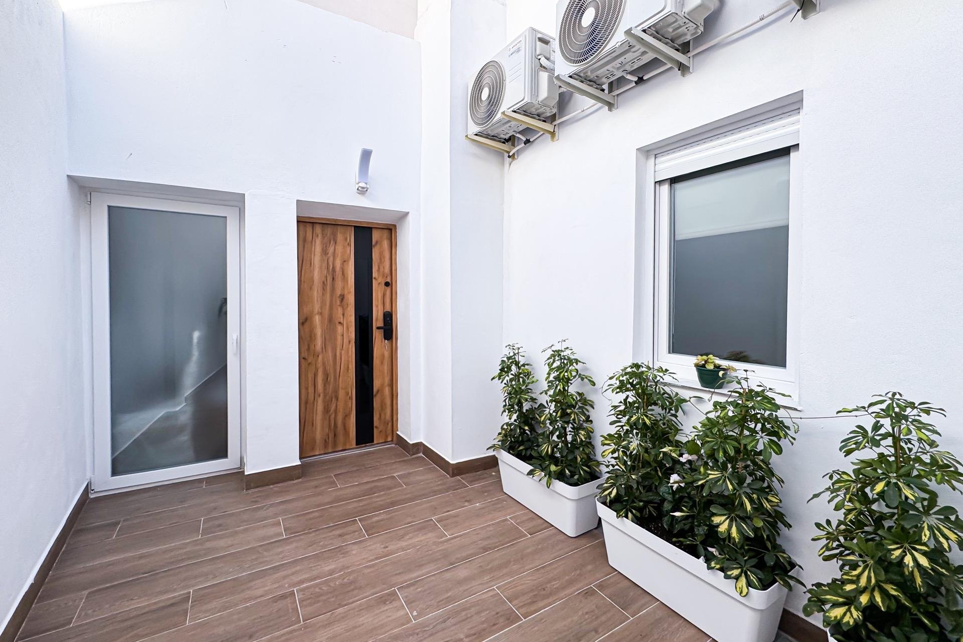 Reventa - Hotel - Torrevieja - Centro