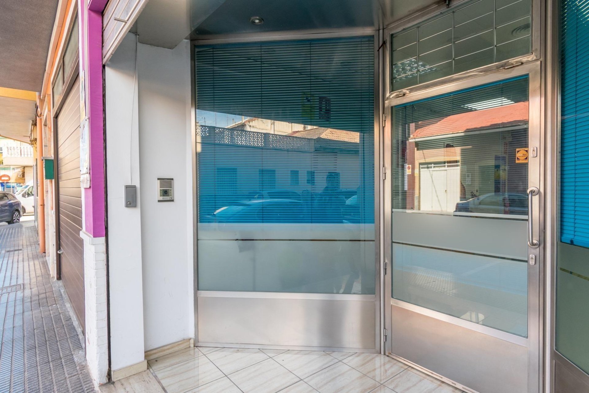 Reventa - Local comercial - Almoradí - Centro urbano 2