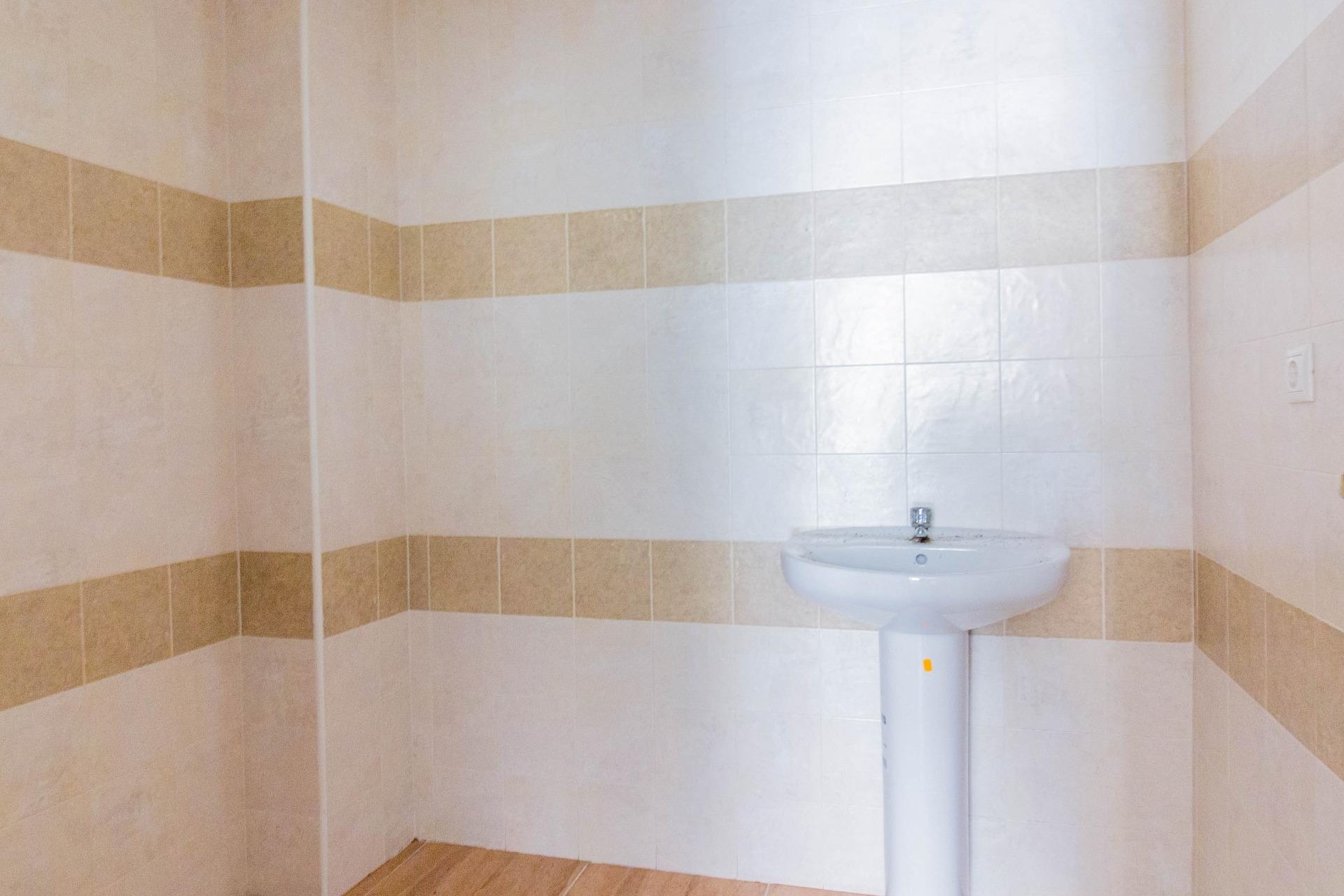 Reventa - Local comercial - Callosa de Segura - CAMINO ALMAJAL