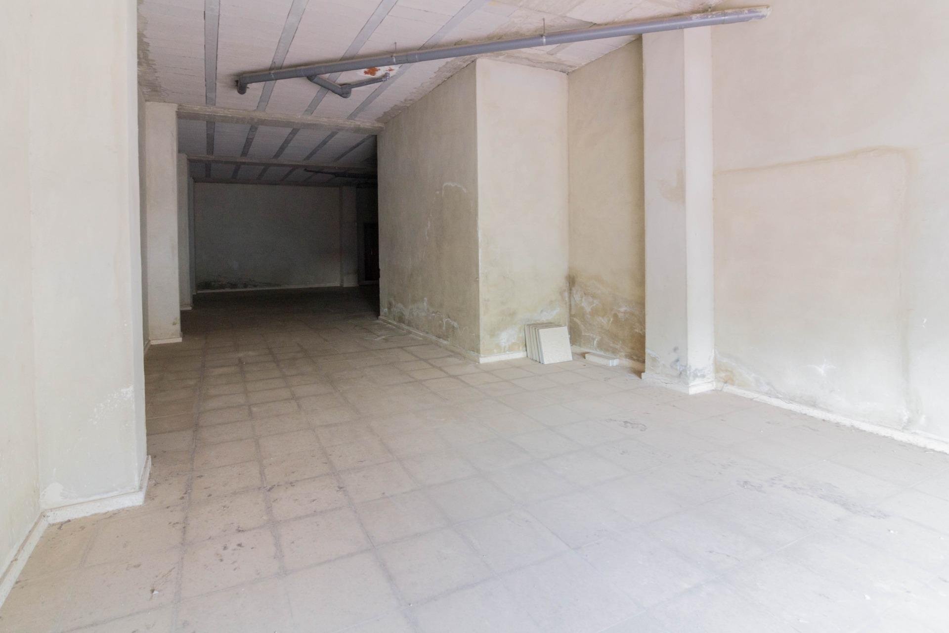 Reventa - Local comercial - Callosa de Segura - Comunidad valenciana