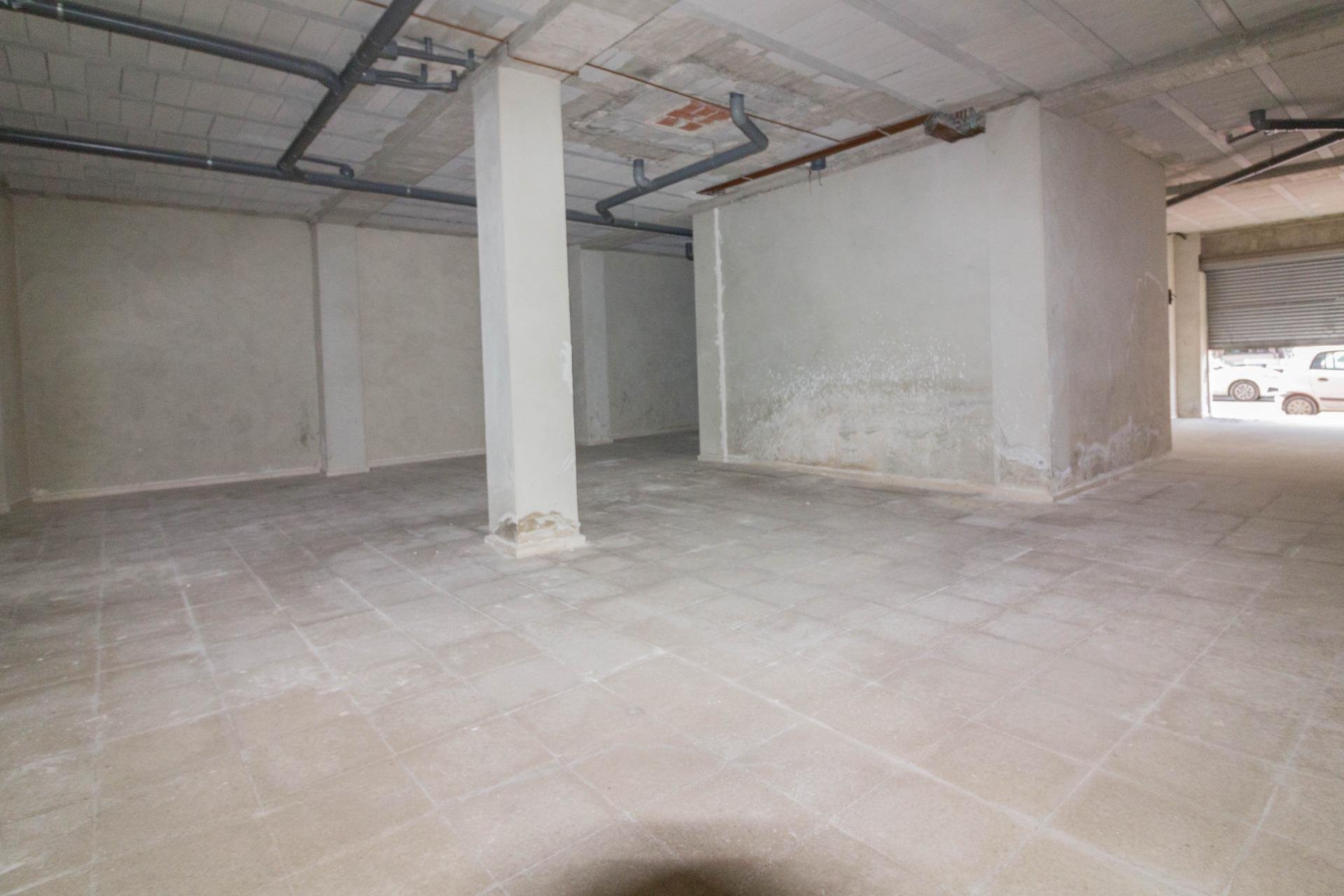 Reventa - Local comercial - Callosa de Segura - Comunidad valenciana