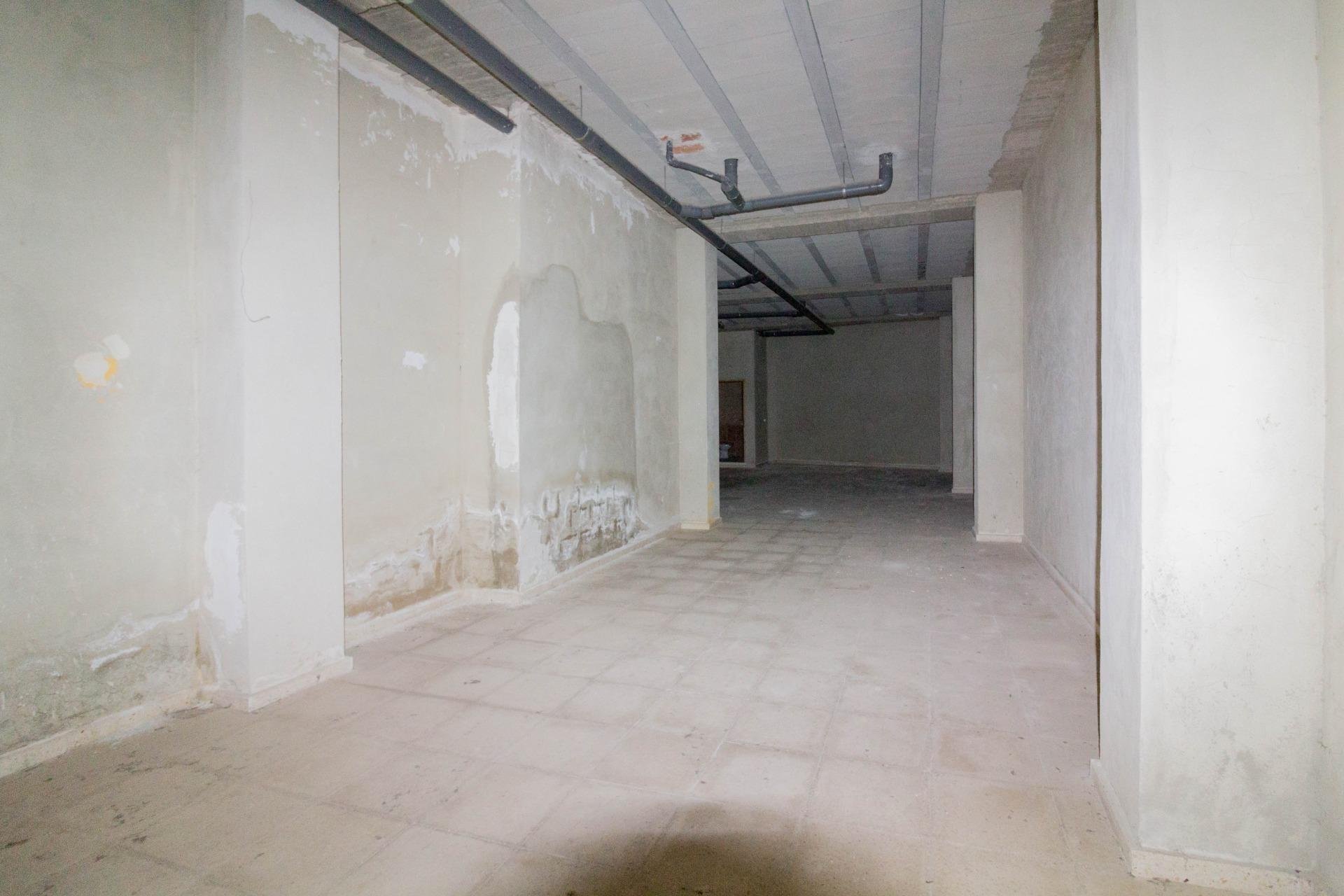Reventa - Local comercial - Callosa de Segura - Comunidad valenciana