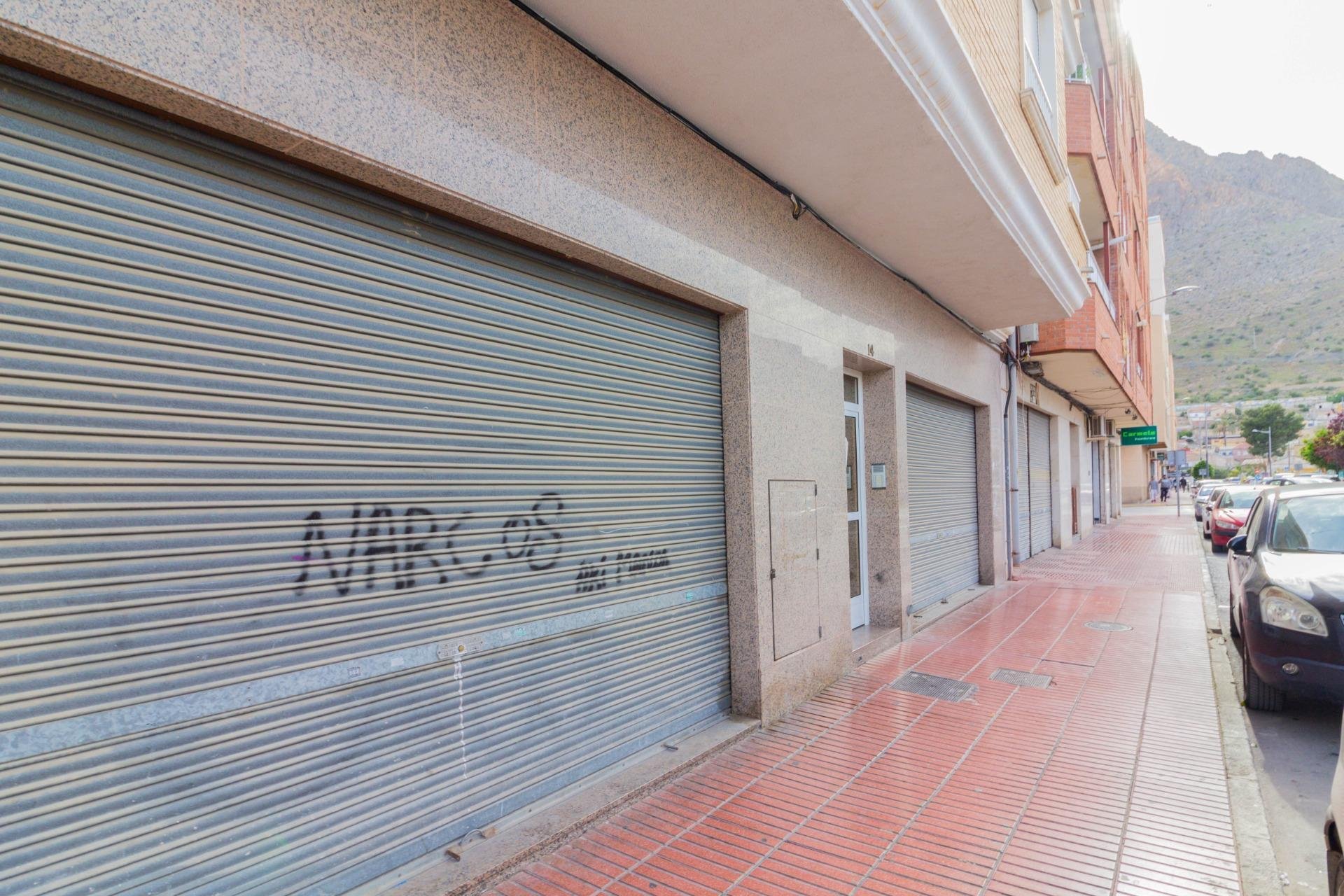 Reventa - Local comercial - Callosa de Segura - Comunidad valenciana