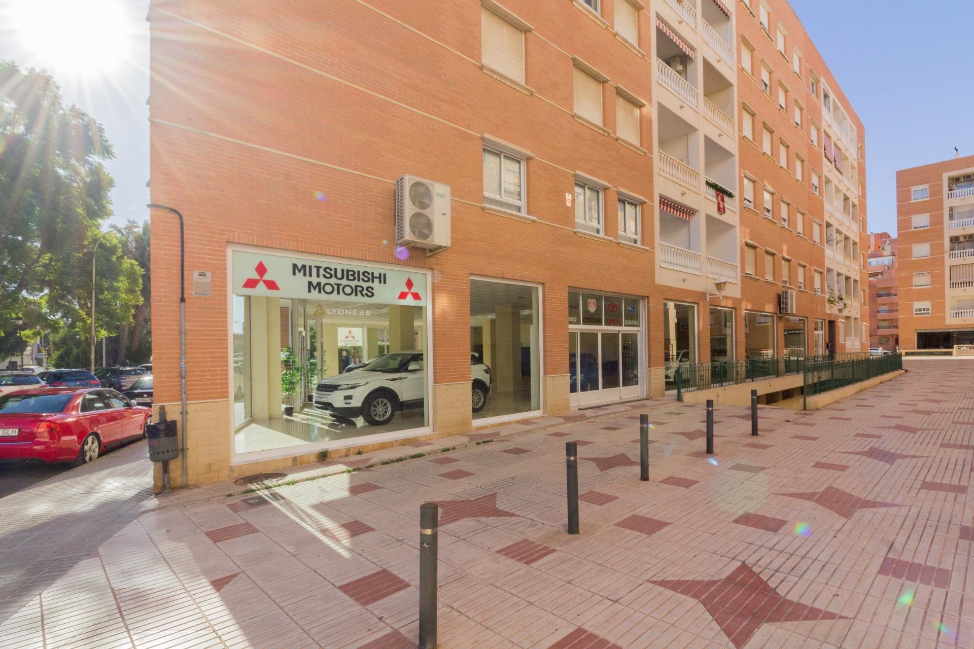 Reventa - Local comercial - Orihuela - Zona Centro