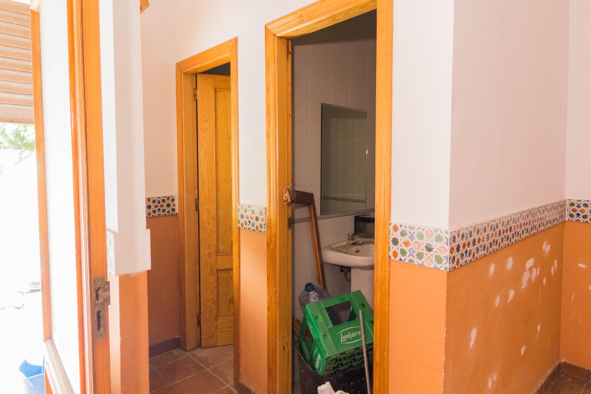 Reventa - Local comercial - Redován - Comunidad valenciana