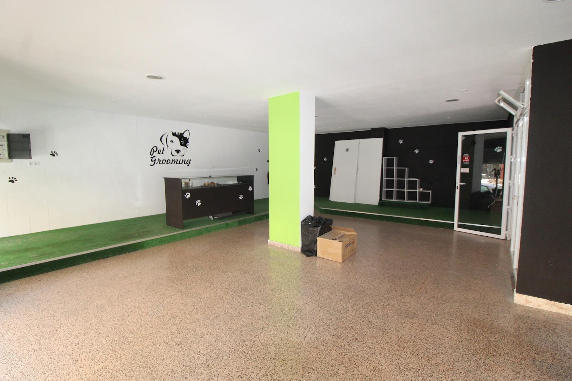 Reventa - Local comercial - Torrevieja - Playa del Cura