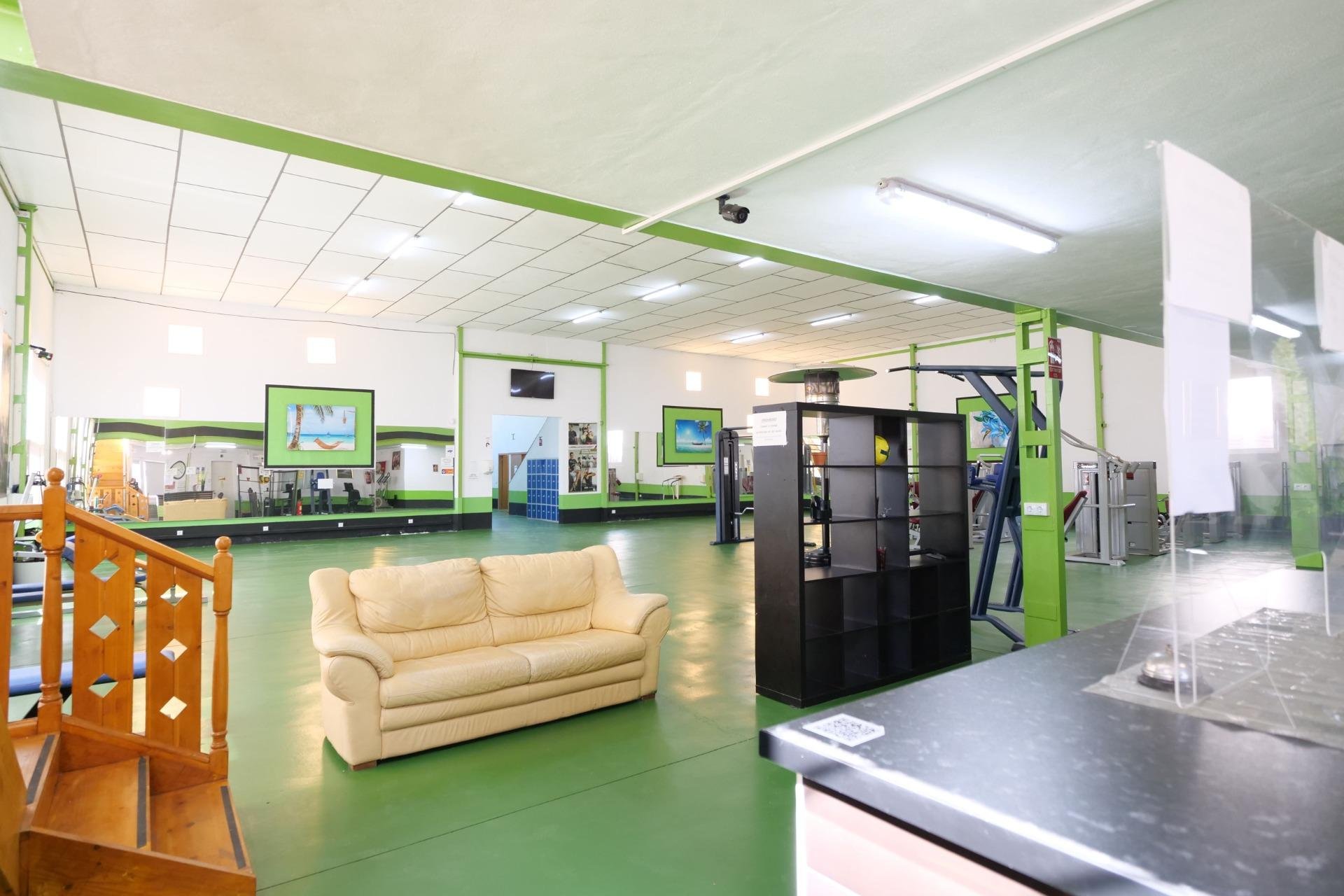 Reventa - Nave industrial - Almoradí