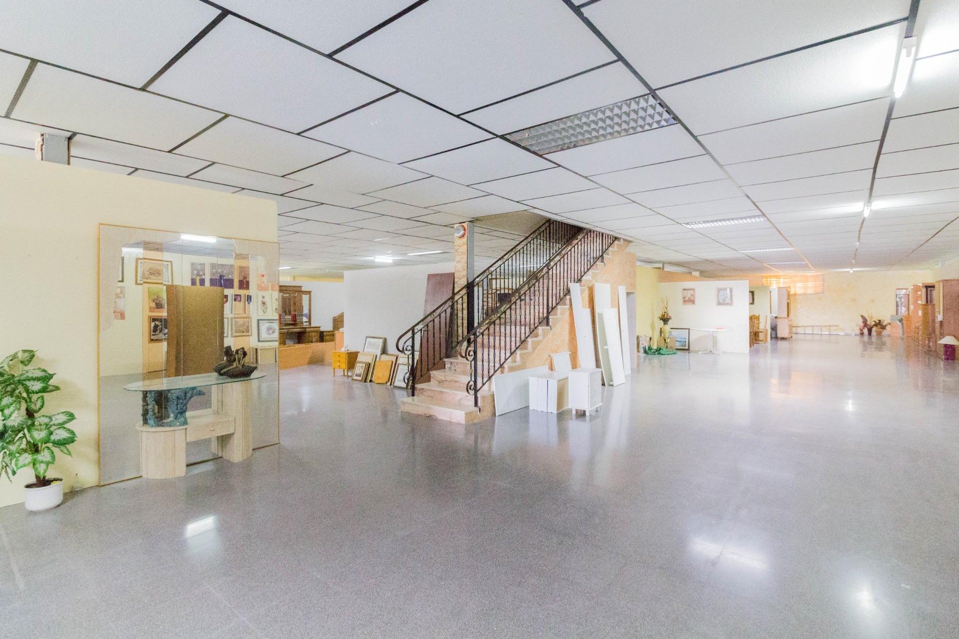 Reventa - Nave industrial - Callosa de Segura - Barrio el Palmeral