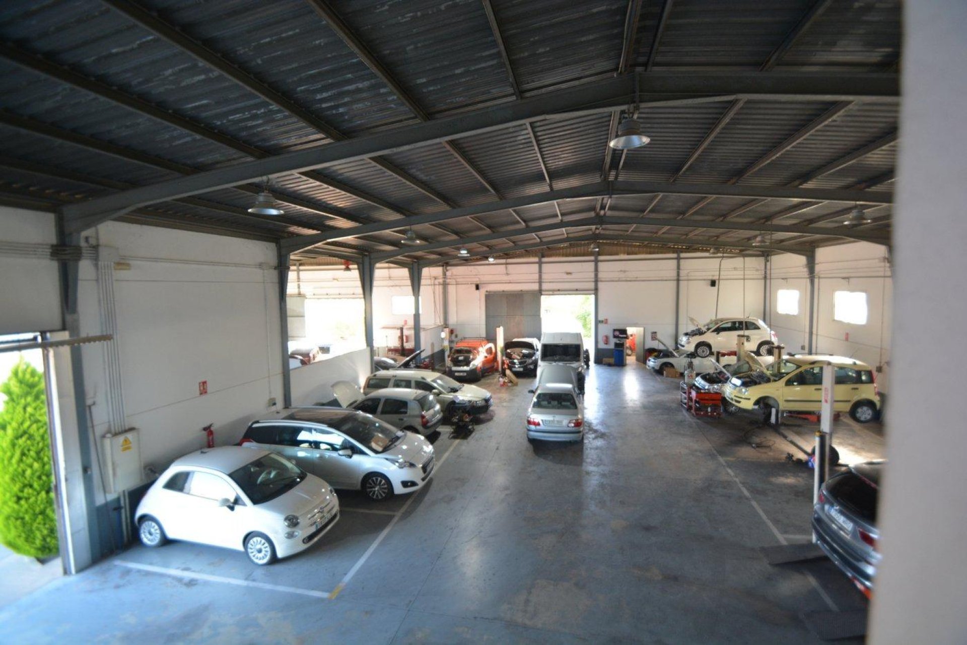 Reventa - Nave industrial - Orihuela - Correntías Bajas