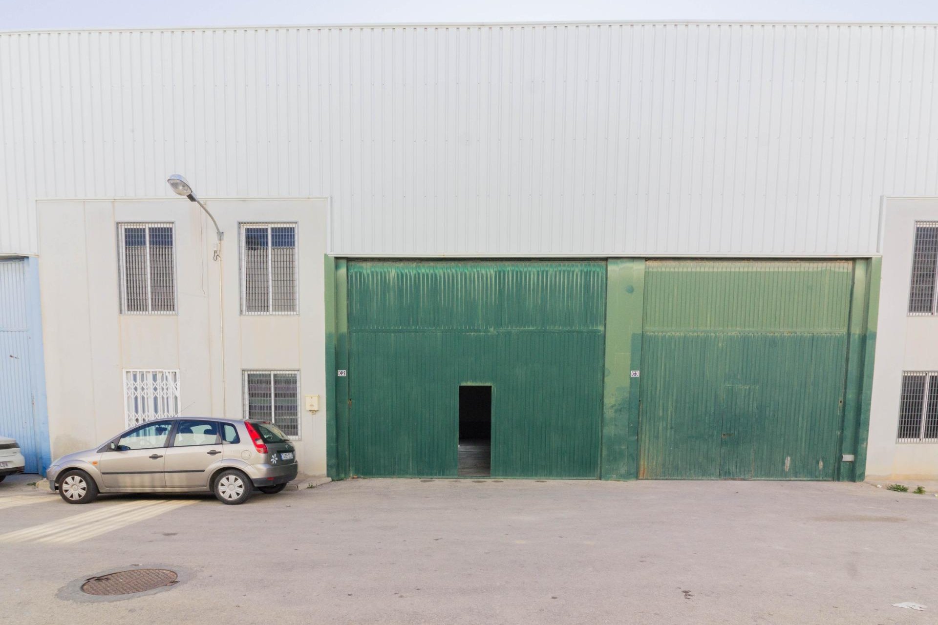 Reventa - Nave industrial - Orihuela - Montepinar-La Aparecida-Raiguero