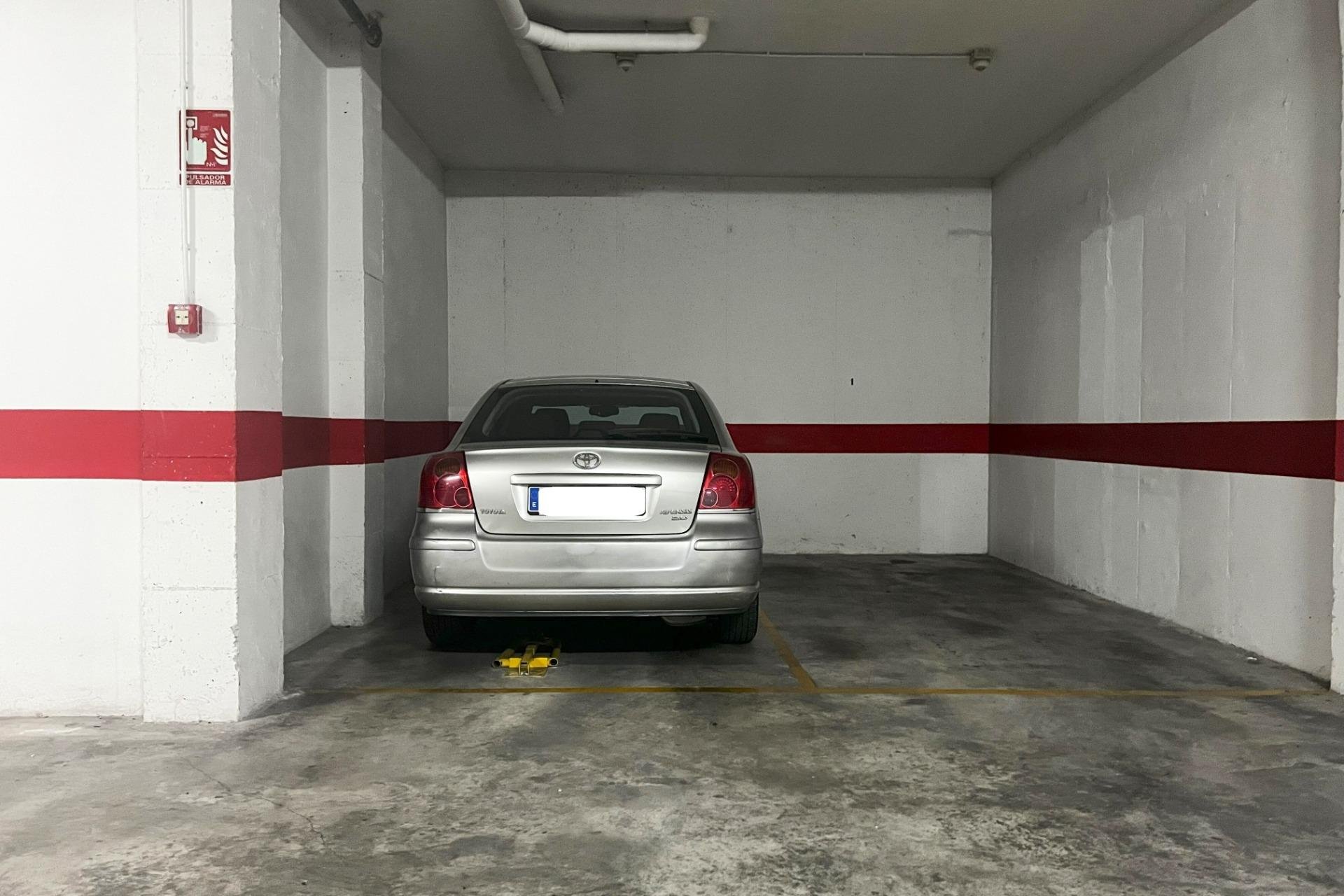 Reventa - Parking - Torrevieja - Playa del Cura