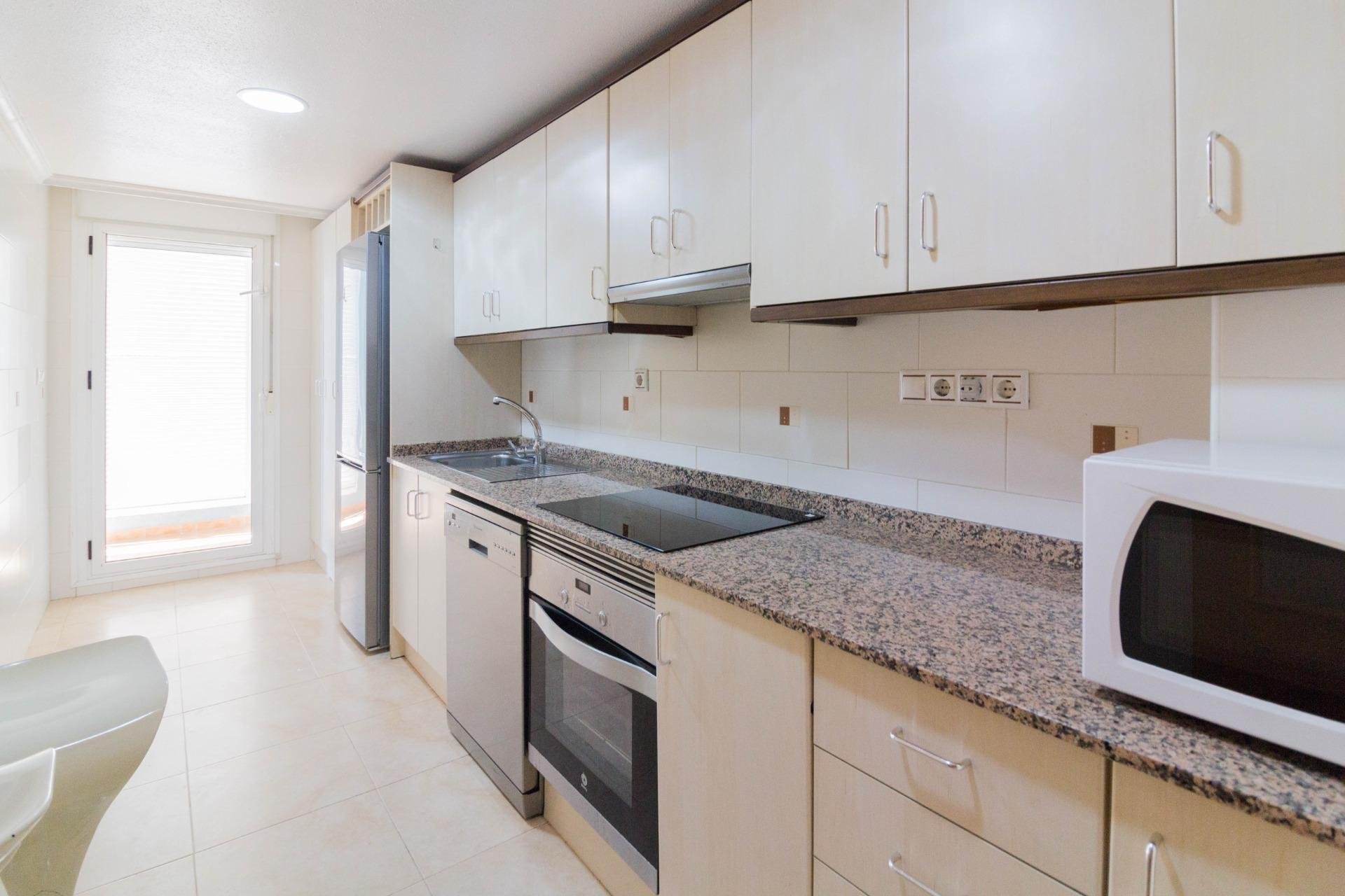 Reventa - Piso - Callosa de Segura - I.E.S. VEGA BAJA